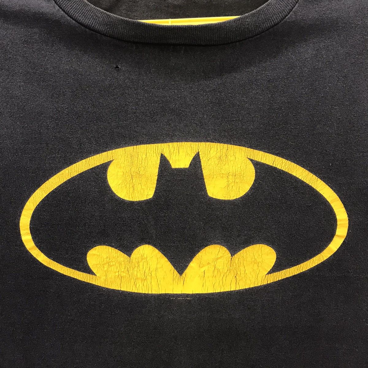 DC Comics × Vintage Rare!! Vintage Batman Big Logo DC COMIC Tee Size US XXL / EU 58 / 5 - 4 Thumbnail