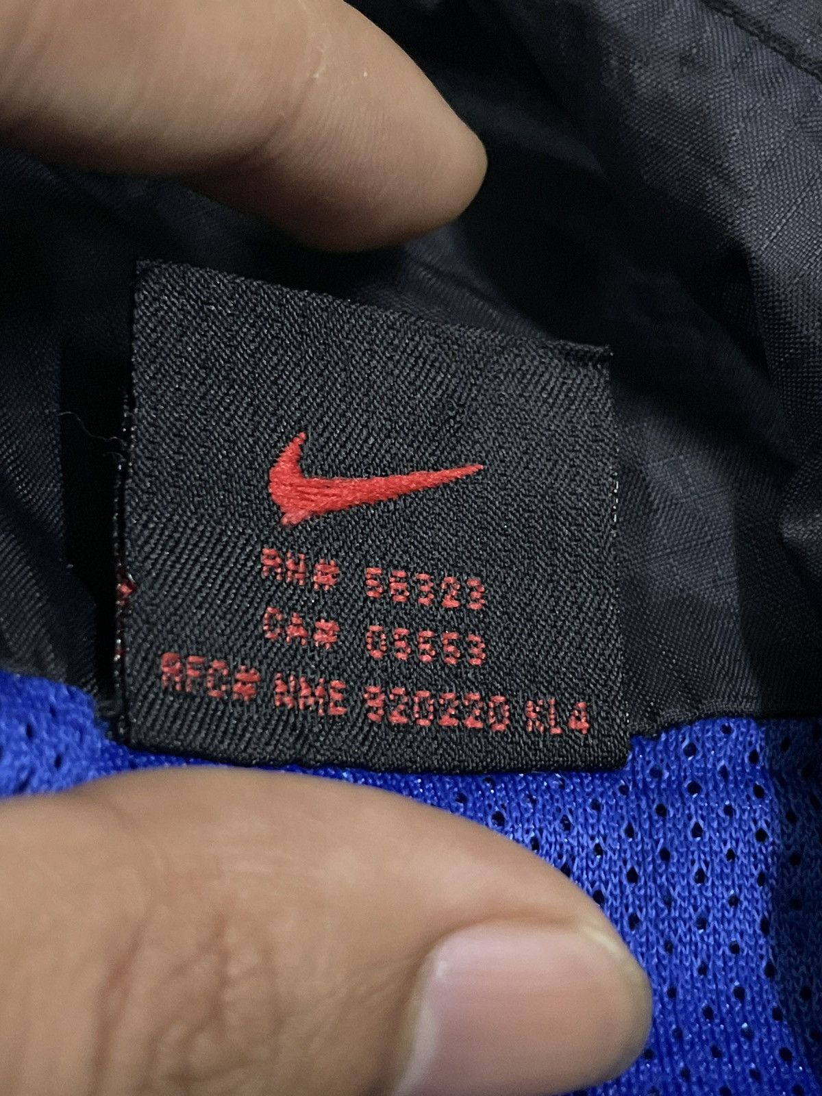 Nike Vintage Y2K Nike Basketball Light Jacket Size US XL / EU 56 / 4 - 19 Thumbnail