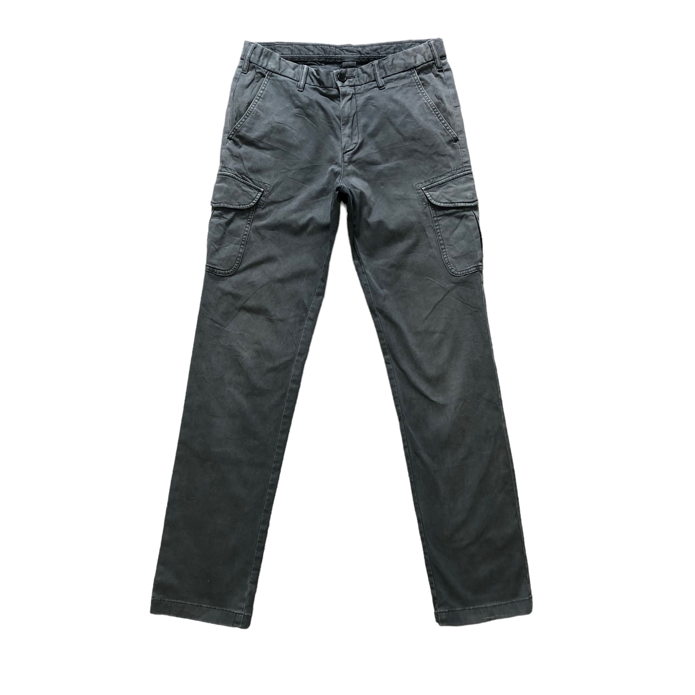 image of Uniqlo 6 Pocket Cargo Pants 6923-97 in Grey, Men's (Size 33)