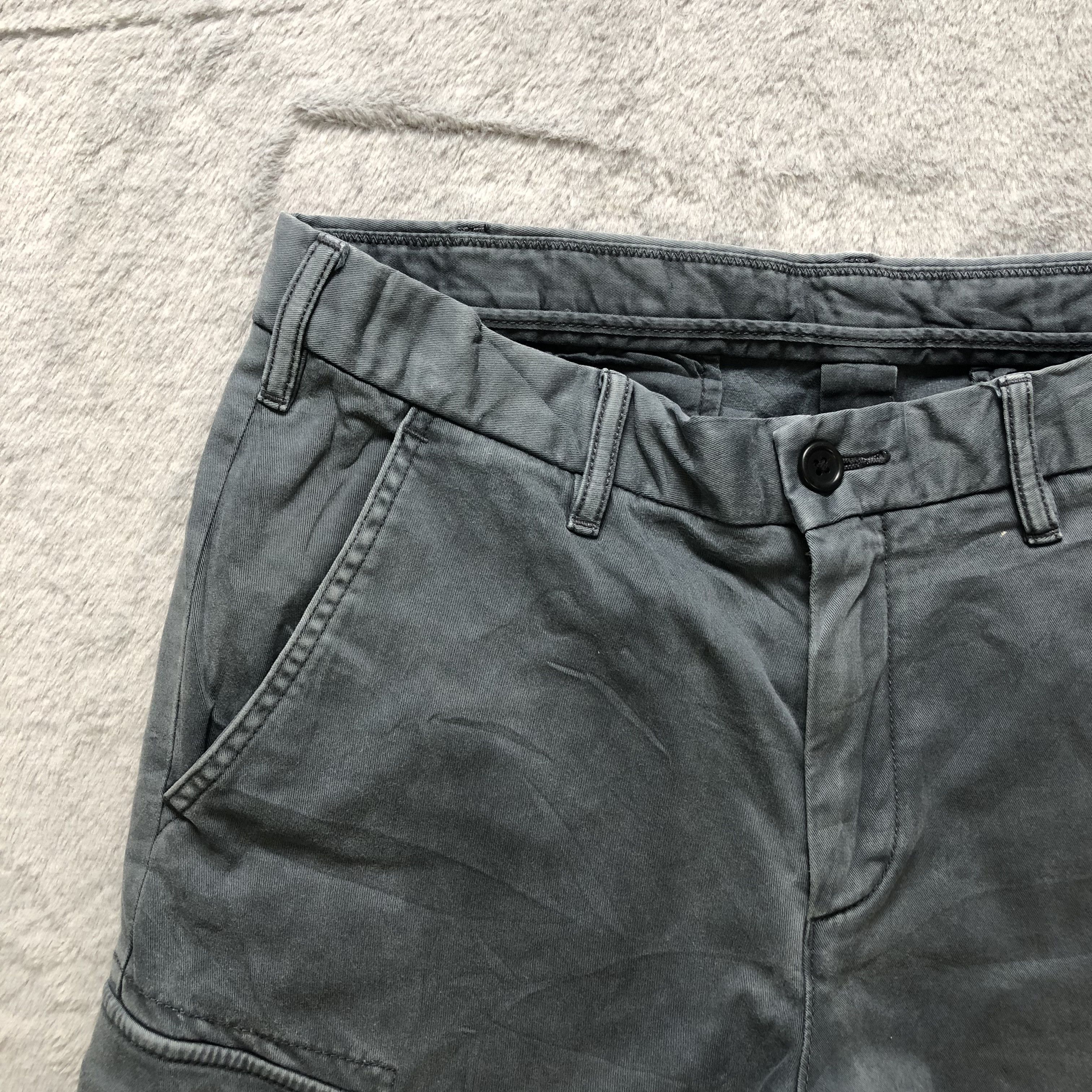 Japanese Brand UNIQLO 6 POCKET CARGO PANTS #6923-97 Size US 33 - 3 Thumbnail