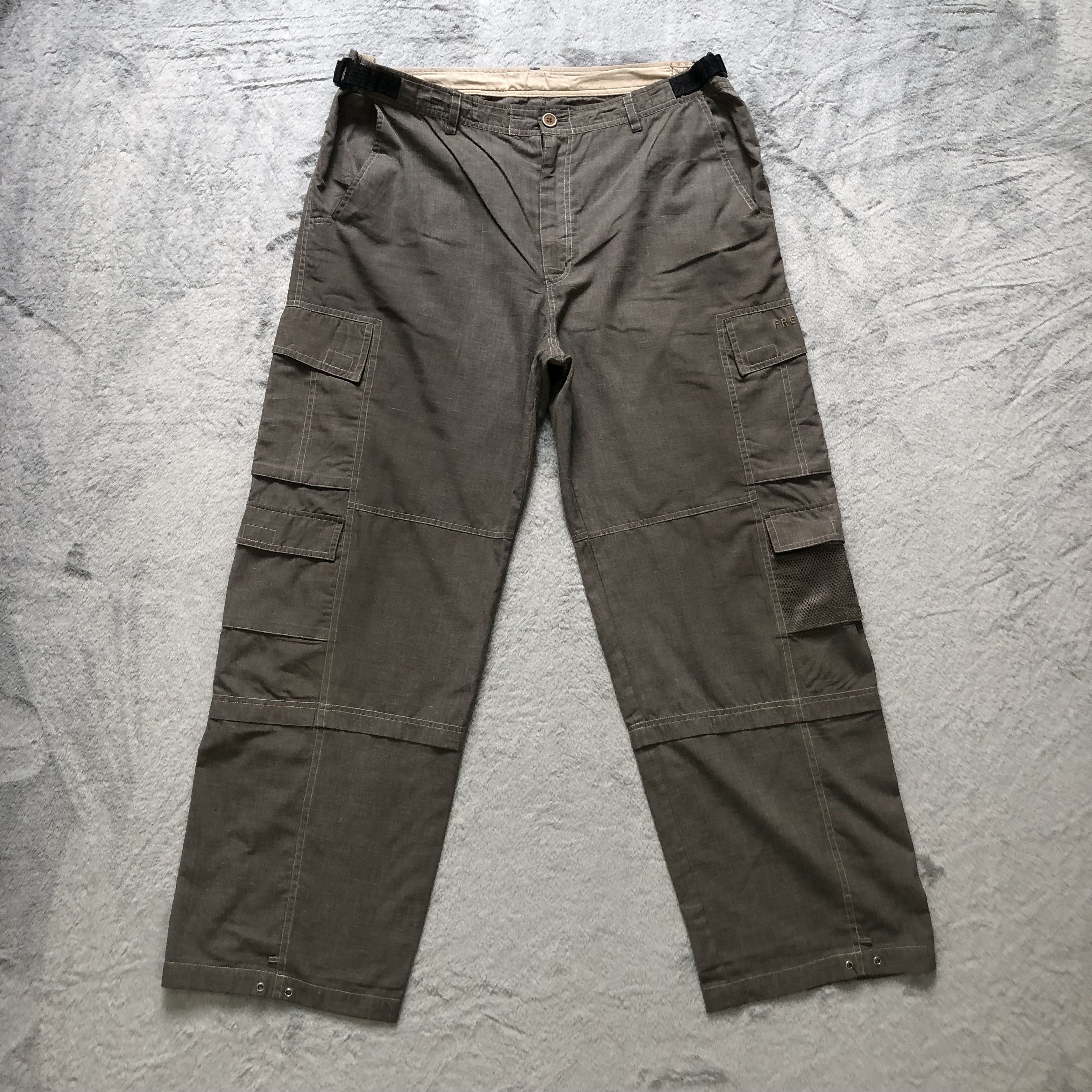 Japanese Brand UMBRO FREEKLY 8 POCKET CARGO PANTS #6924-97 Size US 40 / EU 56 - 1 Thumbnail