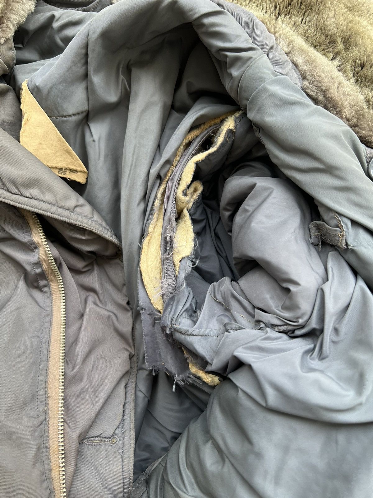 Other VERY RARE VINTAGE JACKET FLIGHT BOMBER RCAF CANADA AIR FORCE Size US L / EU 52-54 / 3 - 9 Thumbnail