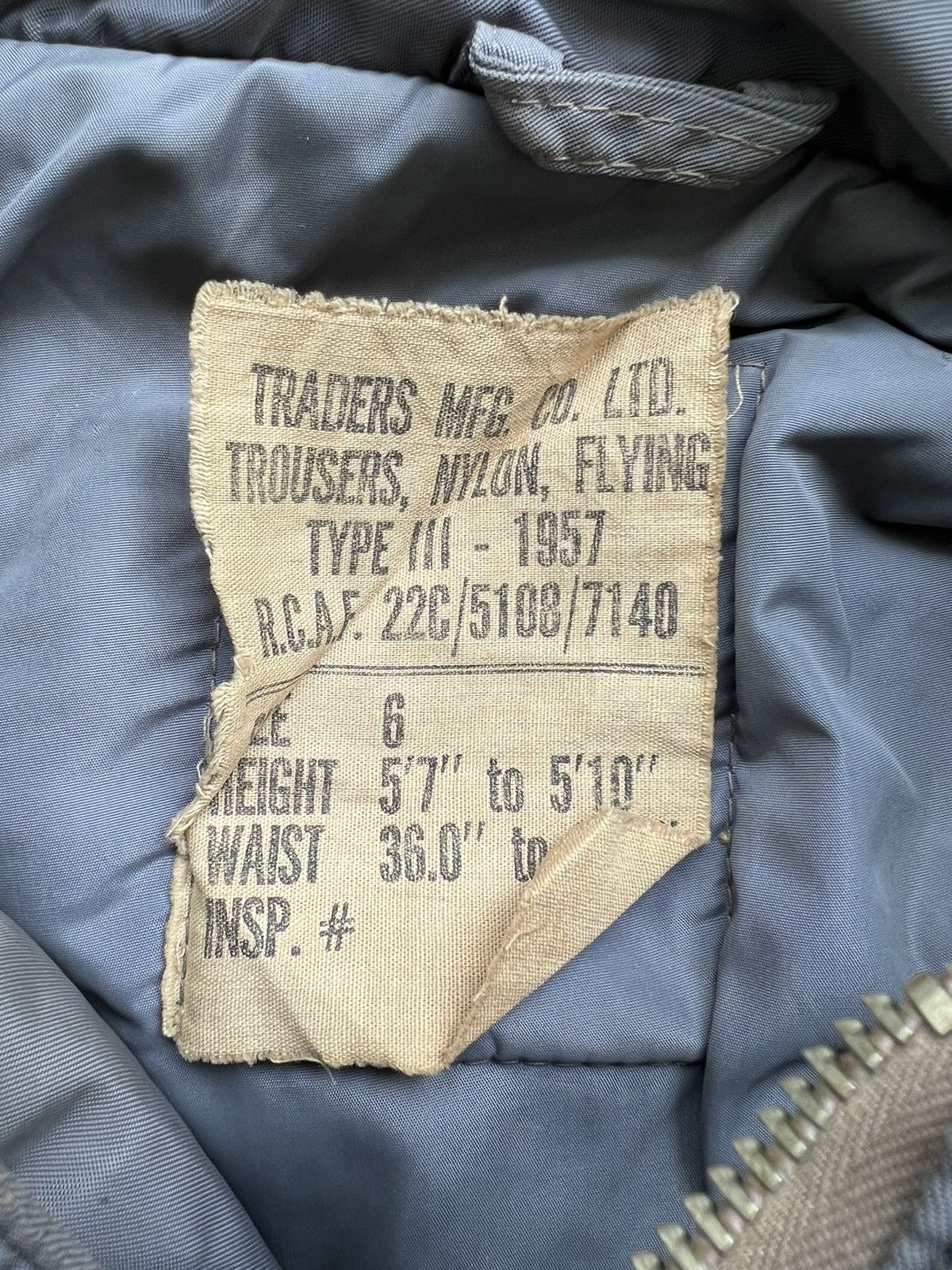 Other VERY RARE VINTAGE JACKET FLIGHT BOMBER RCAF CANADA AIR FORCE Size US L / EU 52-54 / 3 - 4 Thumbnail