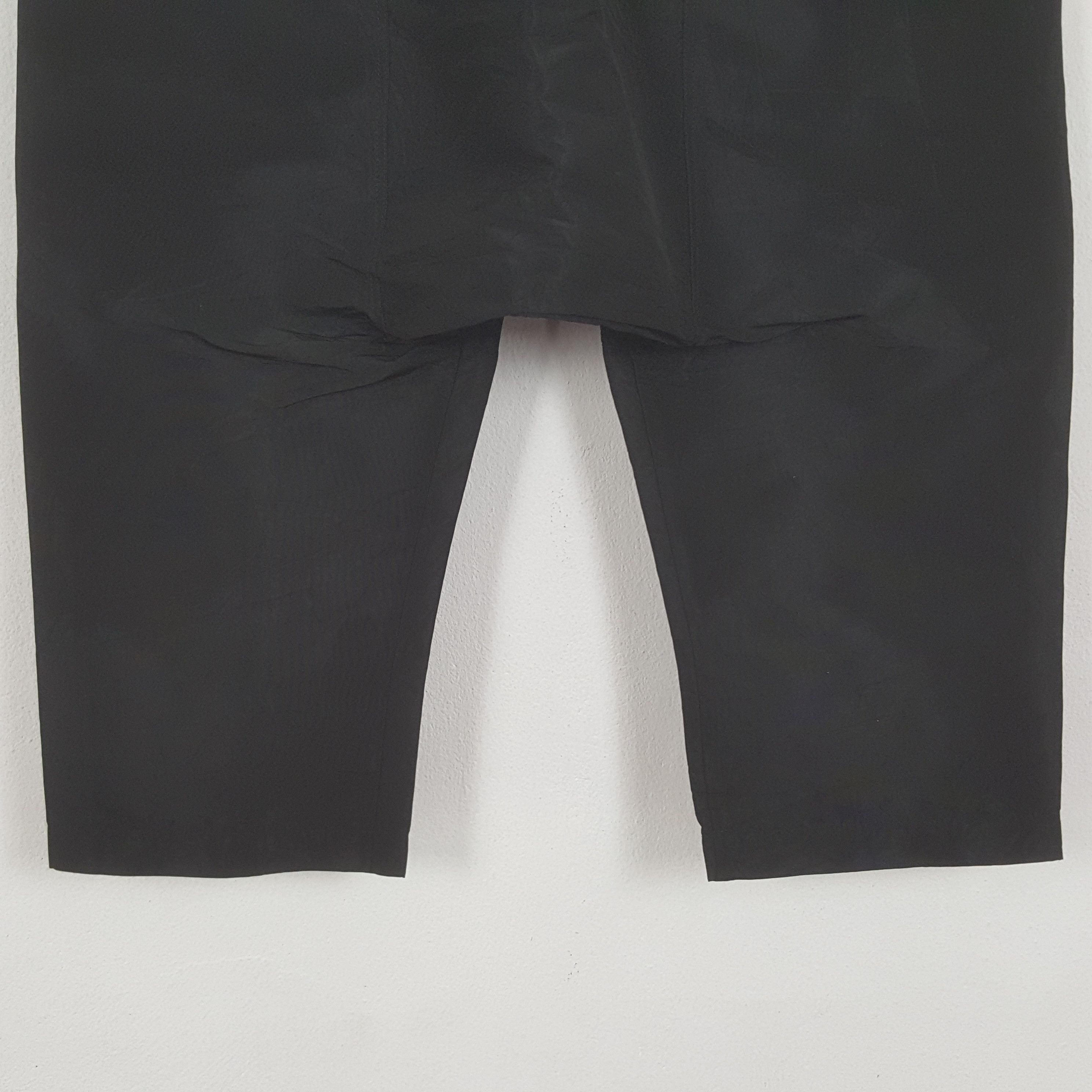 Designer × Rick Owens × Vintage Vintage Rick Owens Walrus Windbreaker Short Pants Size US 28 / EU 44 - 6 Thumbnail