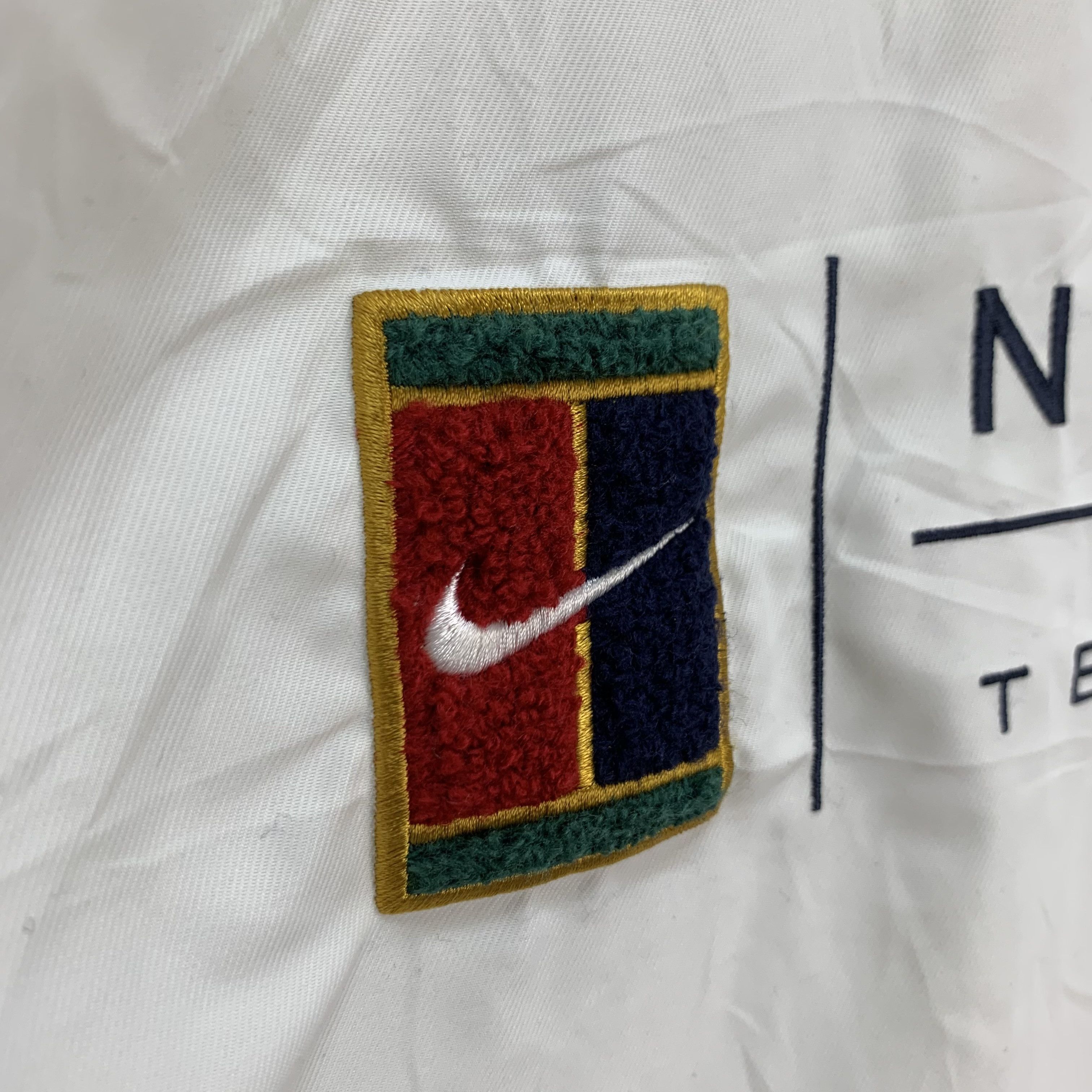 Nike Vintage Nike Court Tennis White Parka #4407-152 Size L / US 10 / IT 46 - 3 Thumbnail