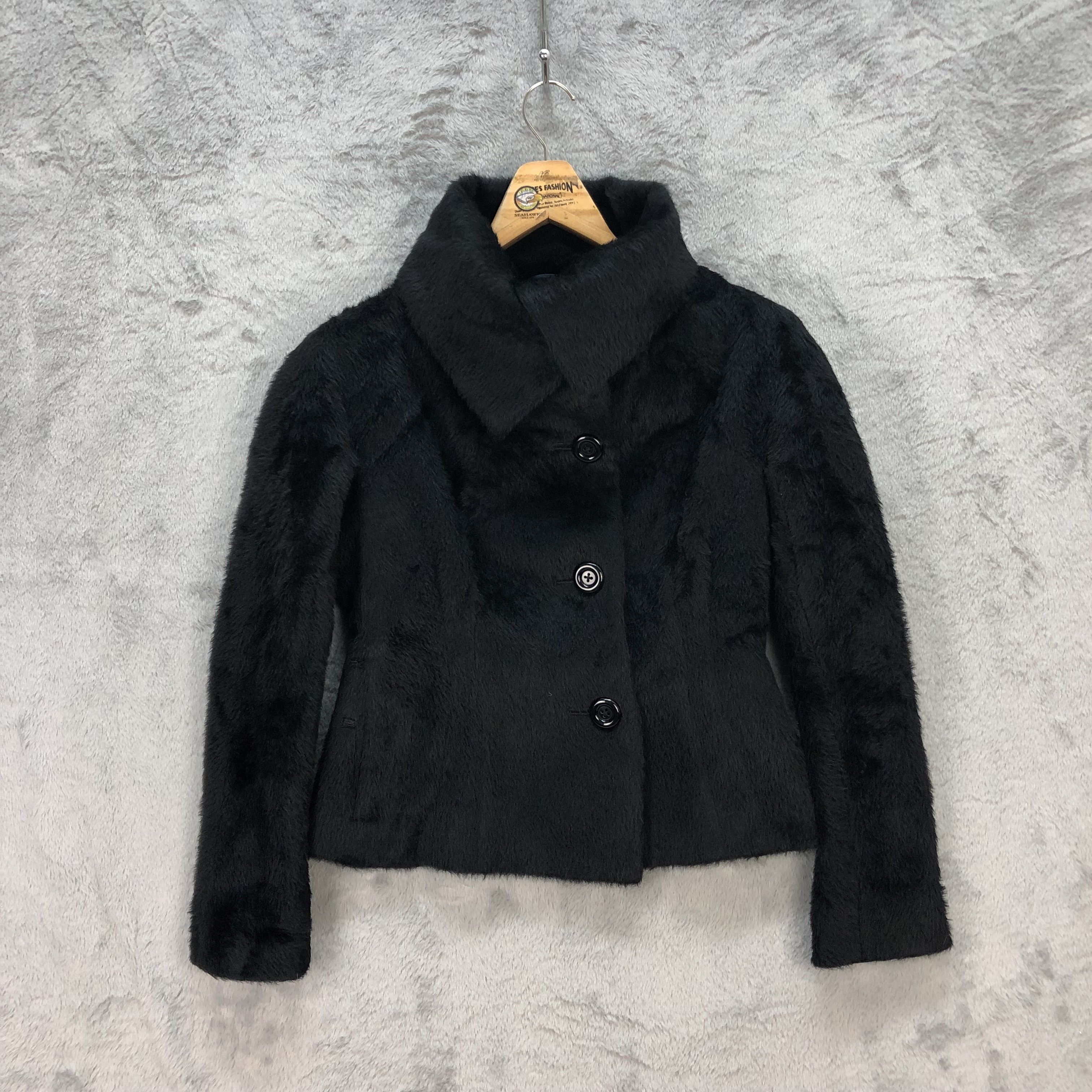 Tomorrowland TOMORROWLAND COLLECTION FUR CROPPED JACKET #5930-214 Size S / US 4 / IT 40 - 1 Thumbnail