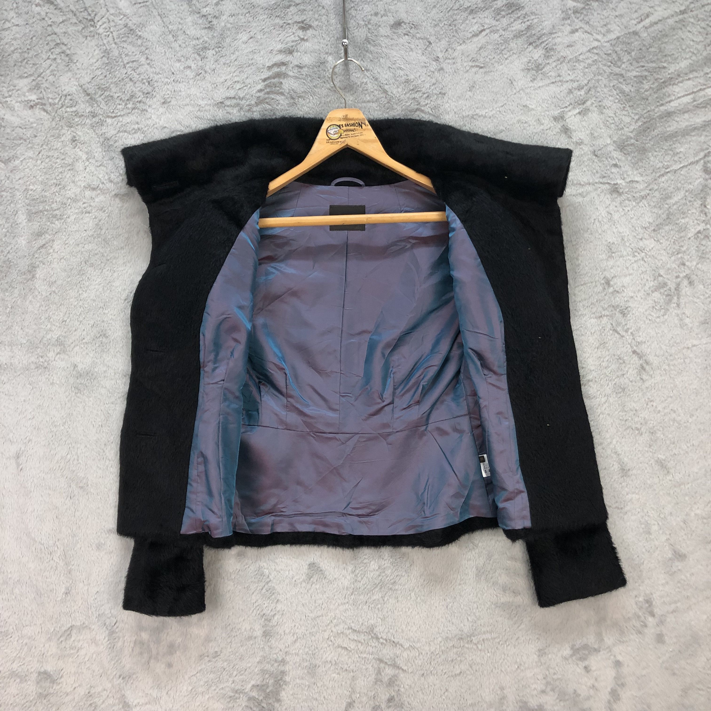 Tomorrowland TOMORROWLAND COLLECTION FUR CROPPED JACKET #5930-214 Size S / US 4 / IT 40 - 6 Thumbnail