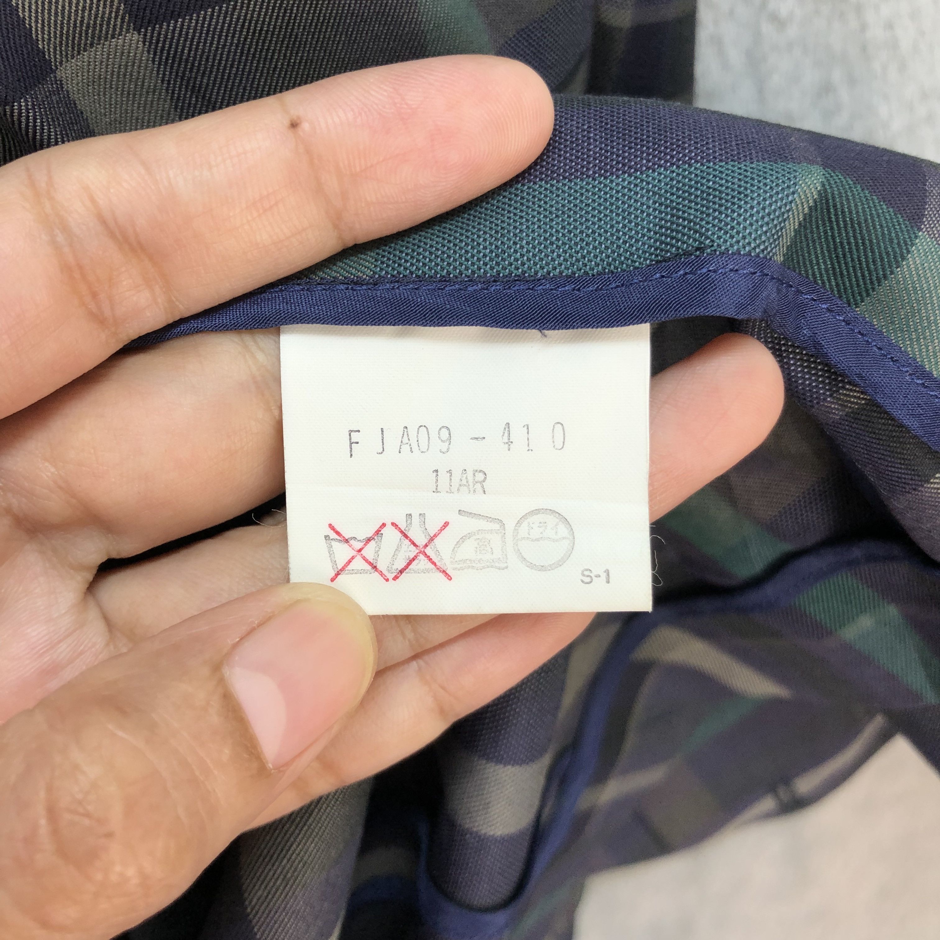 Burberry Vintage Burberrys' Nova Check Suit Jacket / Blazer #1042-42 Size M / US 6-8 / IT 42-44 - 9 Thumbnail