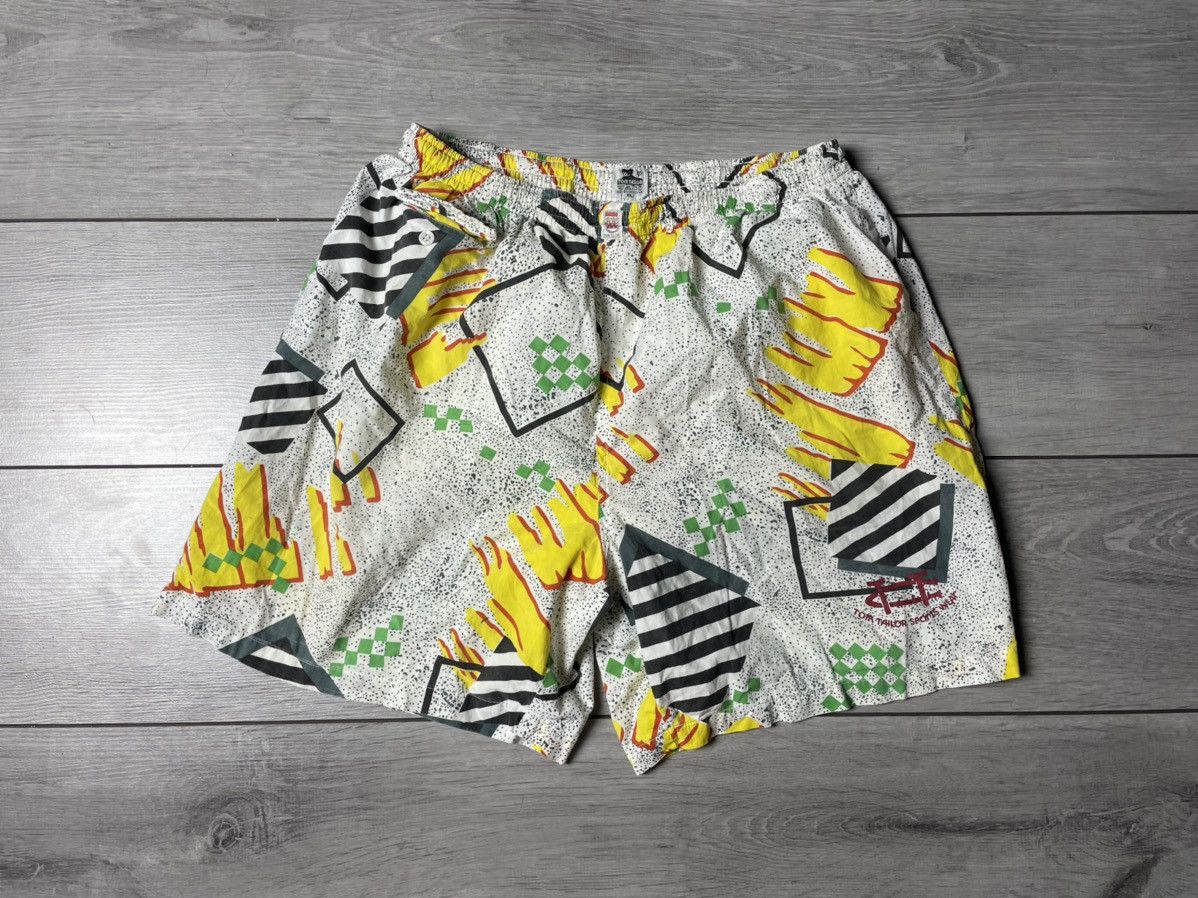Vintage Art shorts band tee vintage hawaii size XLarge Size US 36 / EU 52 - 1 Thumbnail