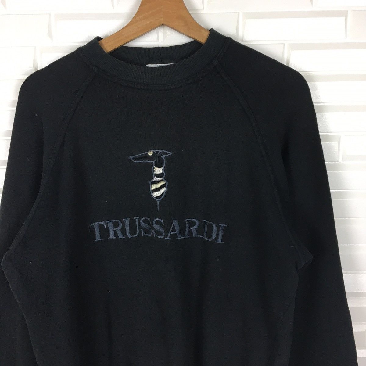 Trussardi Trussardi Embroidery Logo Made in Italy Size US S / EU 44-46 / 1 - 5 Thumbnail