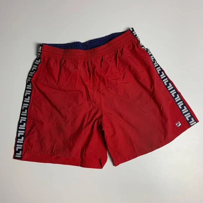 Fila Fila shorts bandana logo size L-XL Red vintage sport Size US 34 / EU 50 - 1 Thumbnail