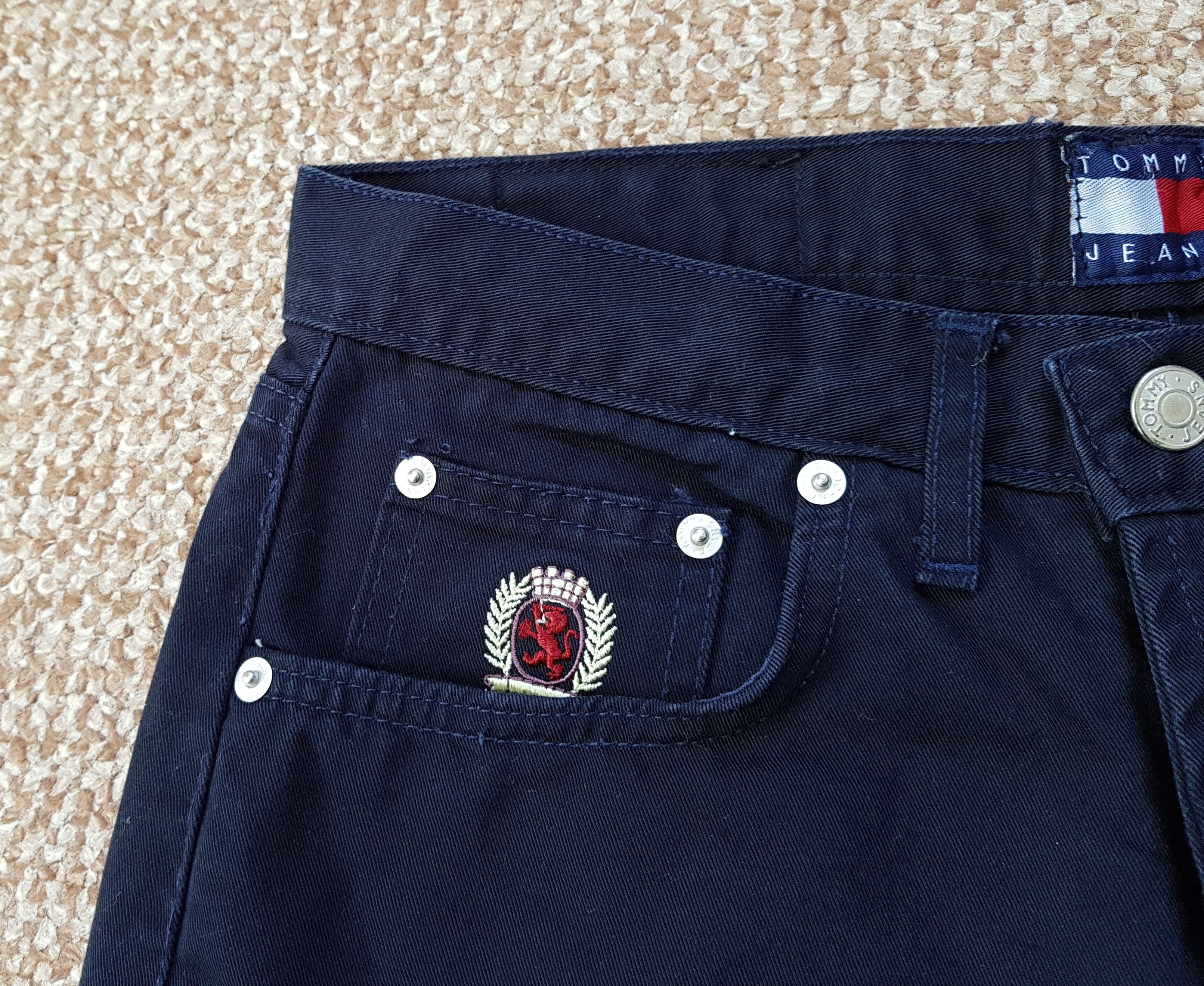 Tommy Hilfiger Vintage Tommy Hilfiger Big Logo W30 L34 Chino Pants Size US 30 / EU 46 - 7 Thumbnail
