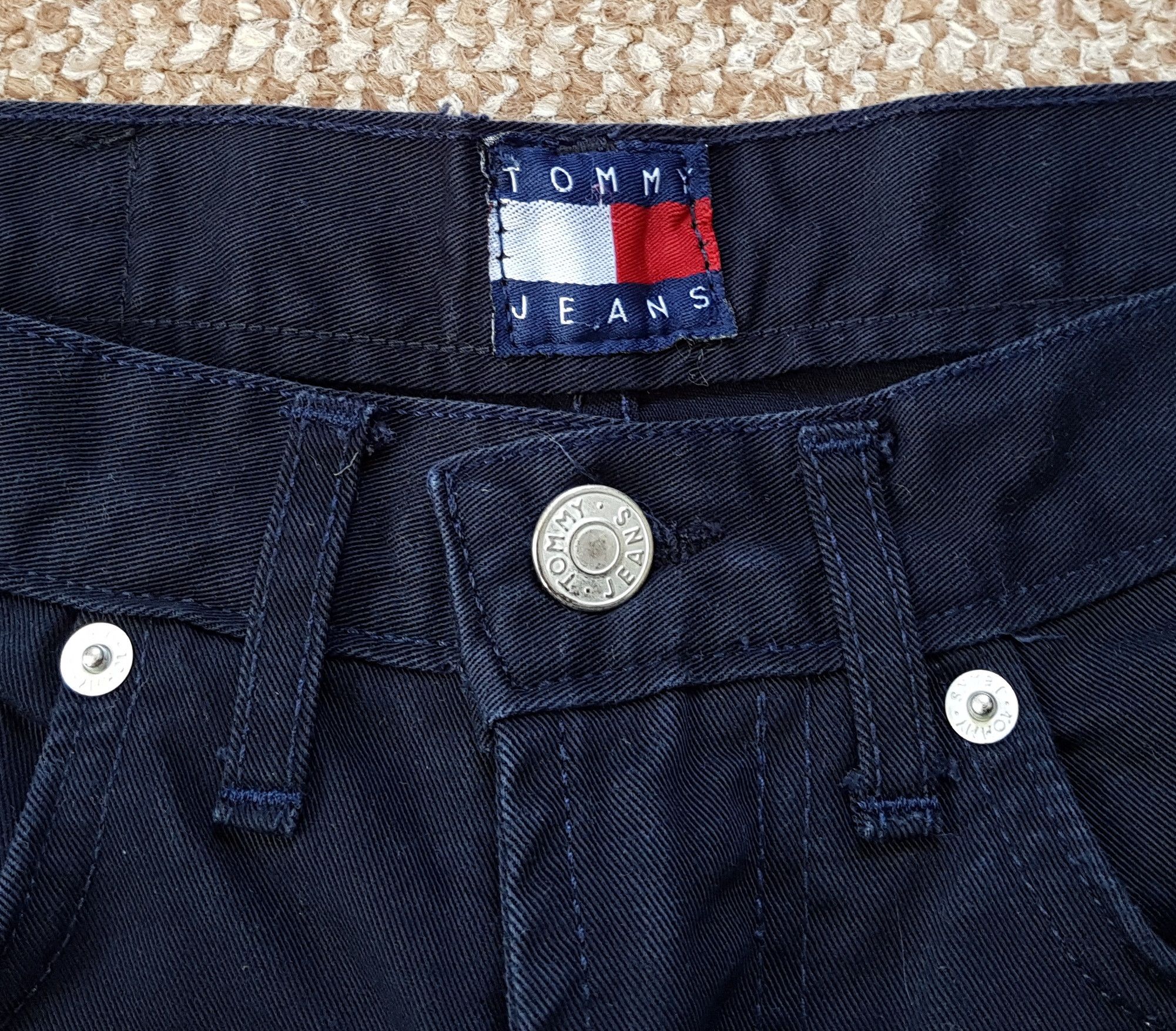 Tommy Hilfiger Vintage Tommy Hilfiger Big Logo W30 L34 Chino Pants Size US 30 / EU 46 - 6 Thumbnail