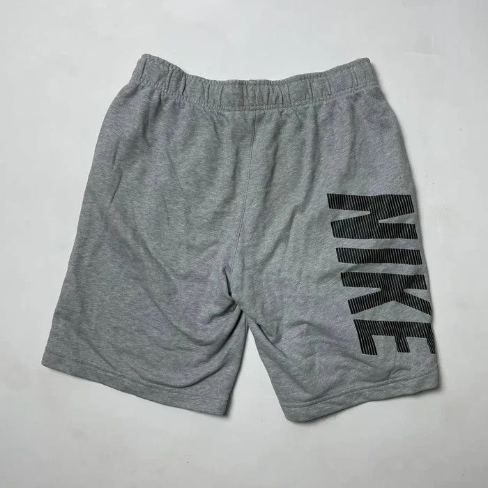 Nike Nike shorts cotton sportswear size XLarge grey vintage Size US 36 / EU 52 - 1 Thumbnail