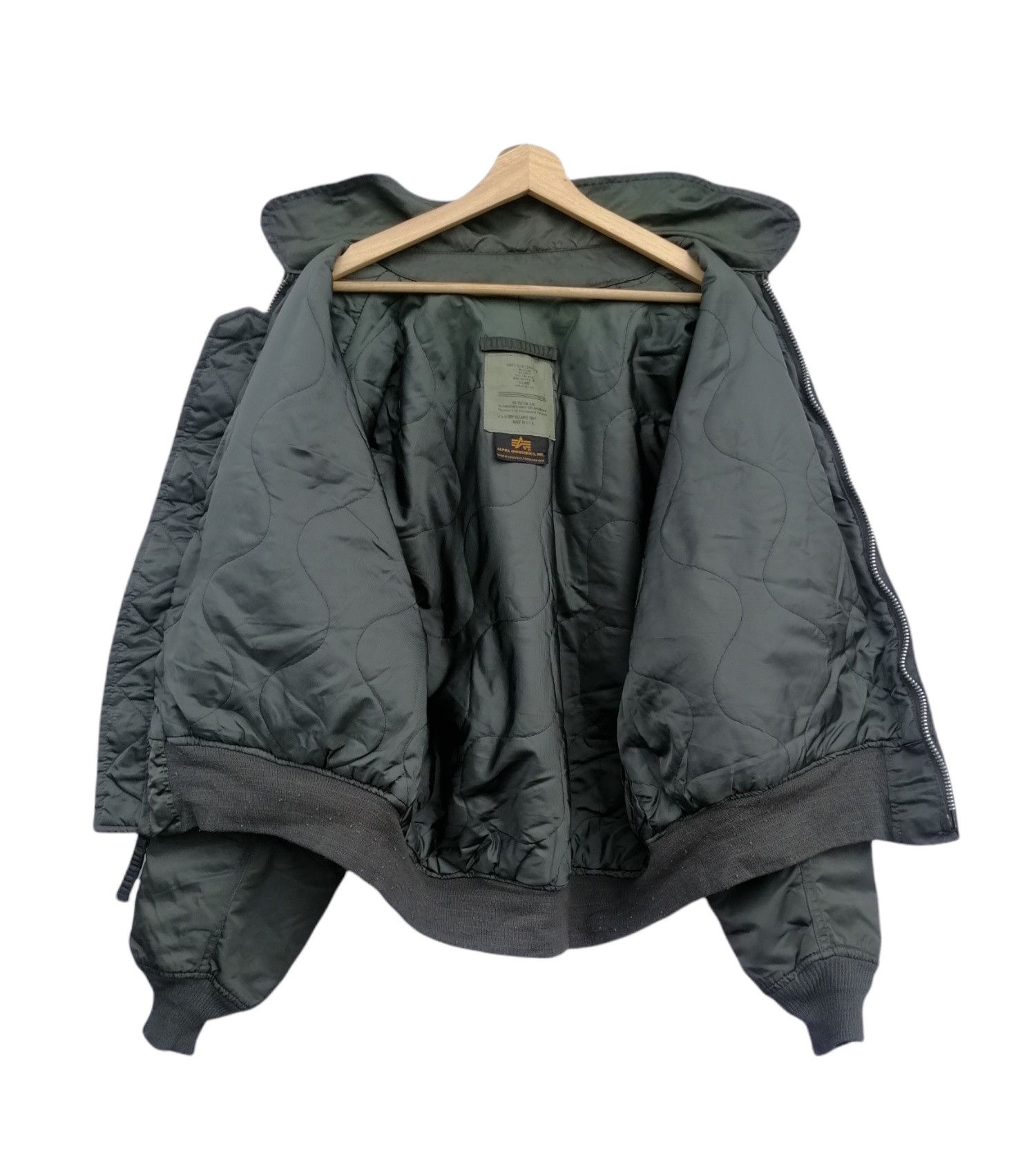 Alpha Industries × Vintage Vintage Ma1 Flayers ALPHA INDUSTRIES Bomber Jacket Size US L / EU 52-54 / 3 - 19 Thumbnail