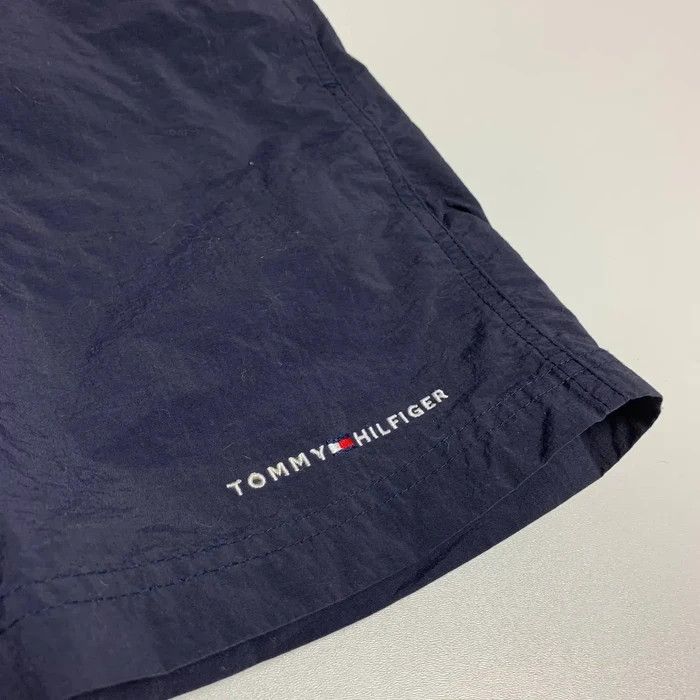 Tommy Hilfiger Tommy hilfiger shorts size XL colour black logo vintage Size US 36 / EU 52 - 2 Thumbnail