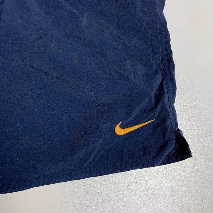 Nike Nike shorts vintage swoosh back size M-L navy 90s Size US 34 / EU 50 - 2 Thumbnail