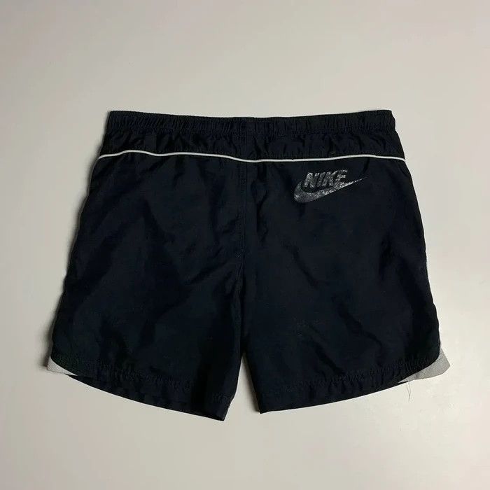 Nike Nike Shorts vintage size XL swim black small logo Size US 36 / EU 52 - 4 Thumbnail