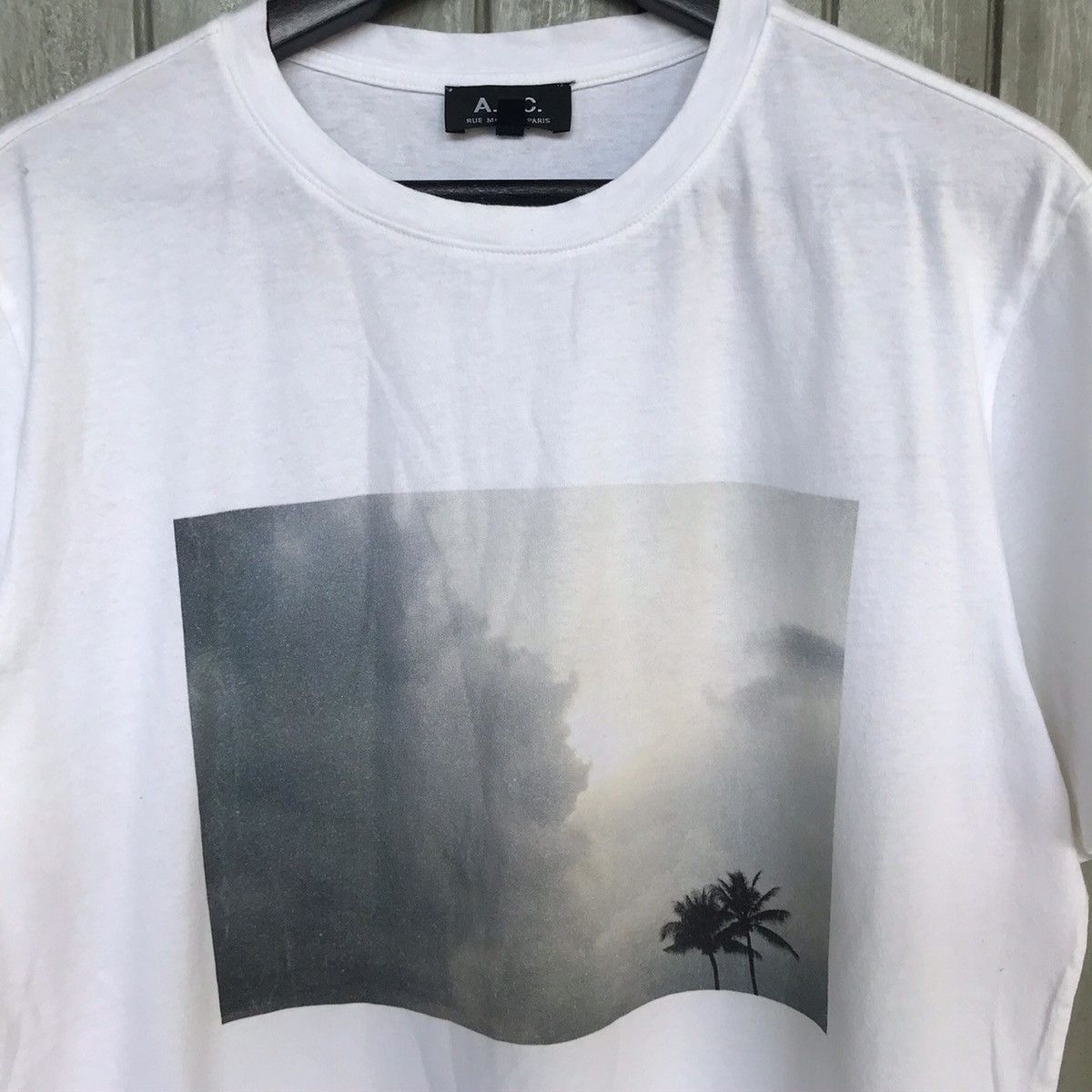A.P.C. ‼️Rare A.P.C nature printed picture men t shirt medium size Size US M / EU 48-50 / 2 - 3 Thumbnail