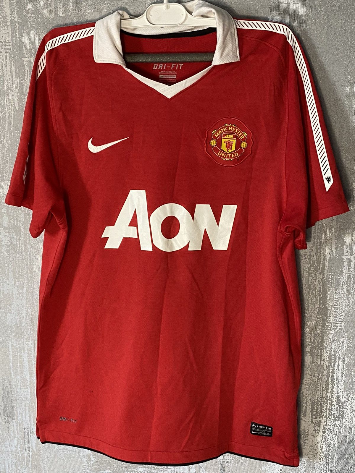 Nike 2010 2011 Vintage Manchester United Nike Home Soccer Jersey Size US M / EU 48-50 / 2 - 1 Thumbnail