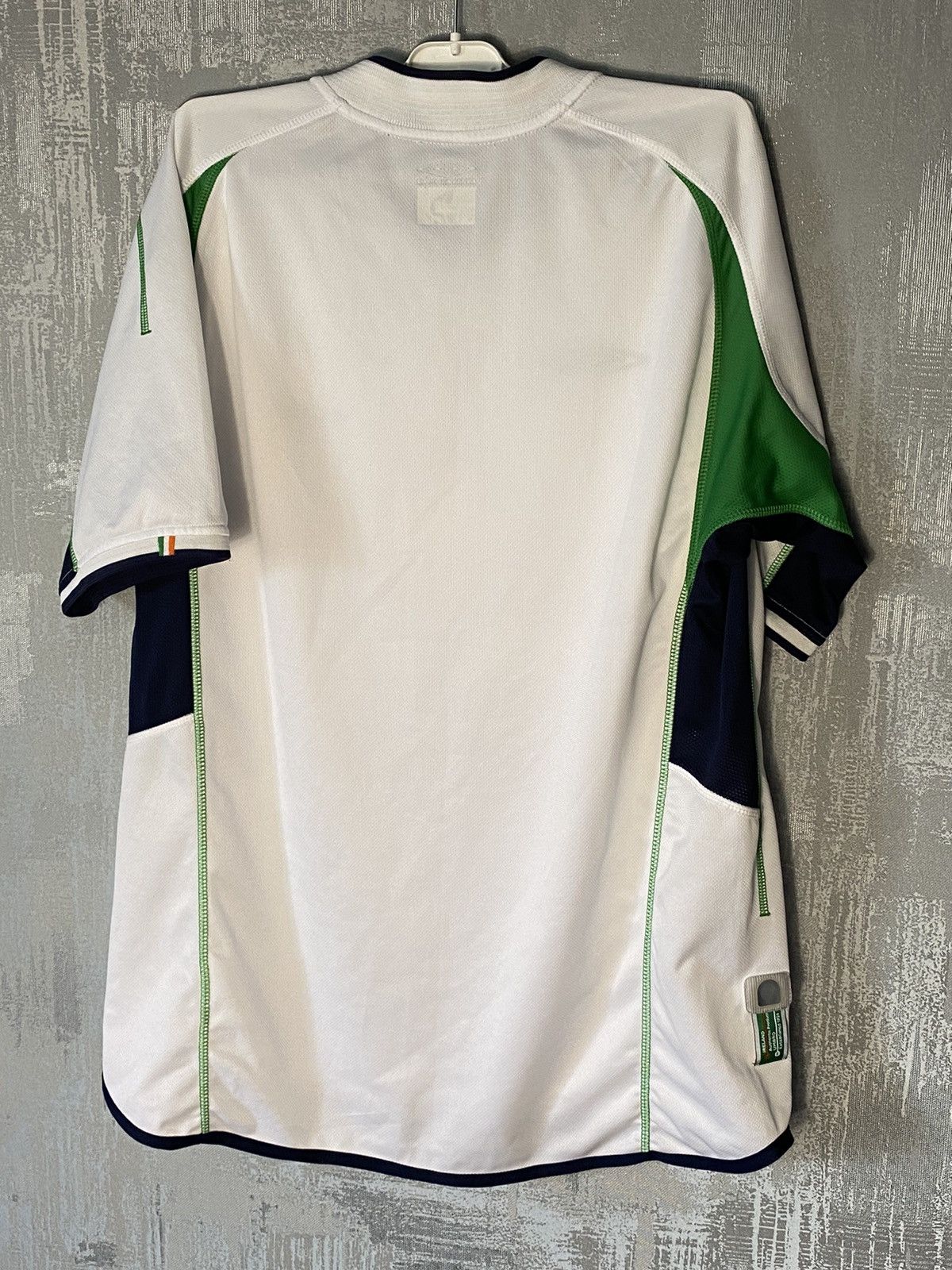 Umbro 2002 2003 Umbro Ireland National Vintage Away Soccer Jersey Size US L / EU 52-54 / 3 - 7 Thumbnail