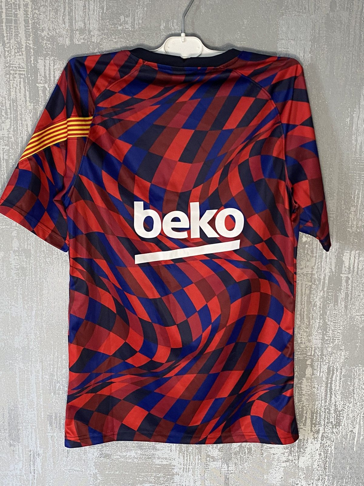 Nike Vintage Barcelona Nike Soccer Jersey Training size s Size US S / EU 44-46 / 1 - 2 Thumbnail