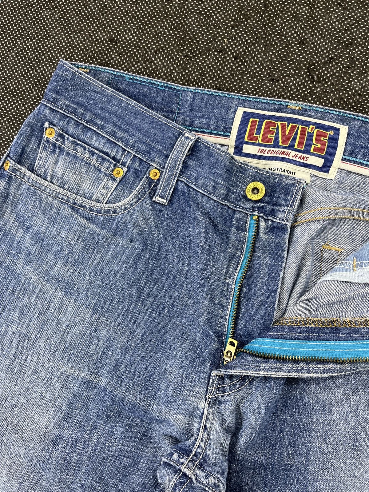 Levi's Vintage Levis 514 Faded Blue Jeans 35 x 32 - J410 Size US 35 - 6 Thumbnail