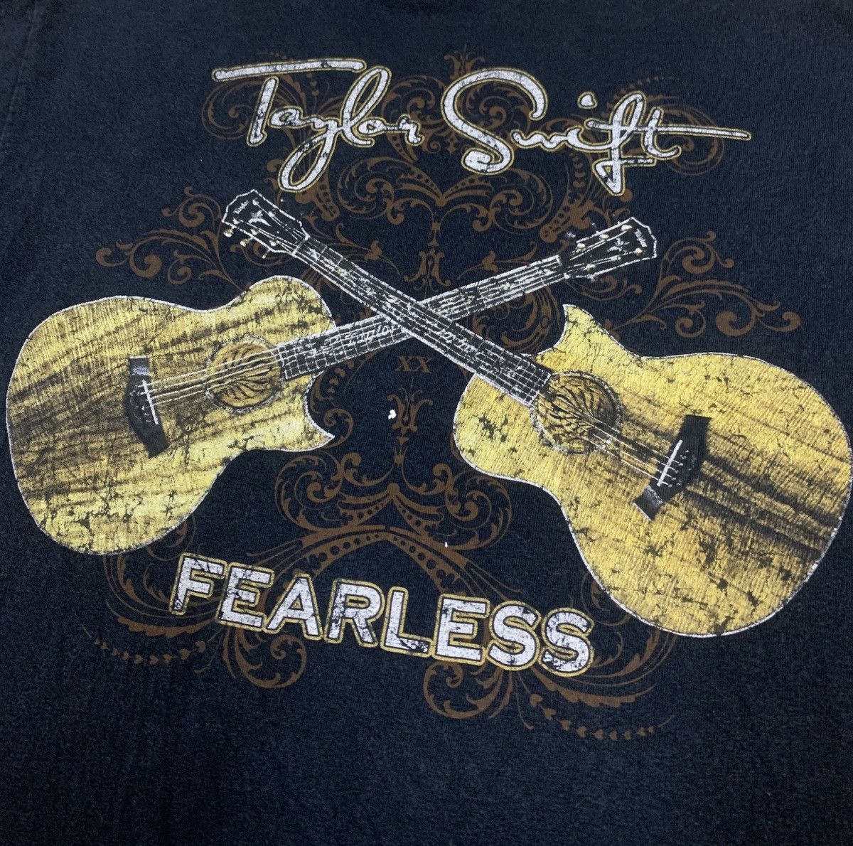 Band Tees × Gildan TAYLOR SWIFT T Shirt x Rare Size US M / EU 48-50 / 2 - 4 Thumbnail