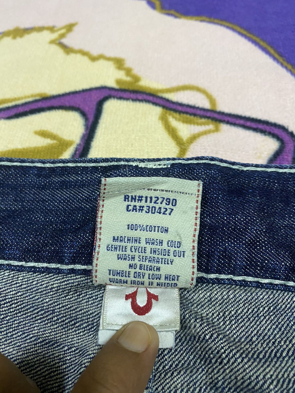 True Religion TRUE RELIGION Leather Logo x Bootcut Cutting Jeans Denim Size US 40 / EU 56 - 12 Thumbnail