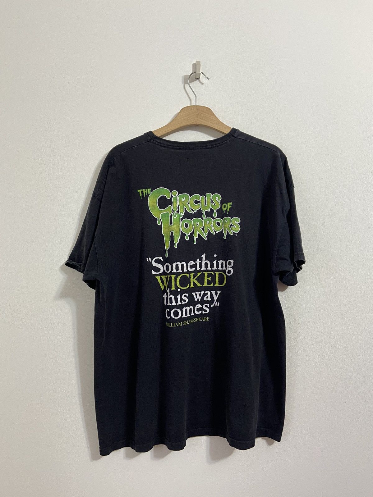Vintage Vintage Shirt Something Wicked Size US XXL / EU 58 / 5 - 11 Thumbnail