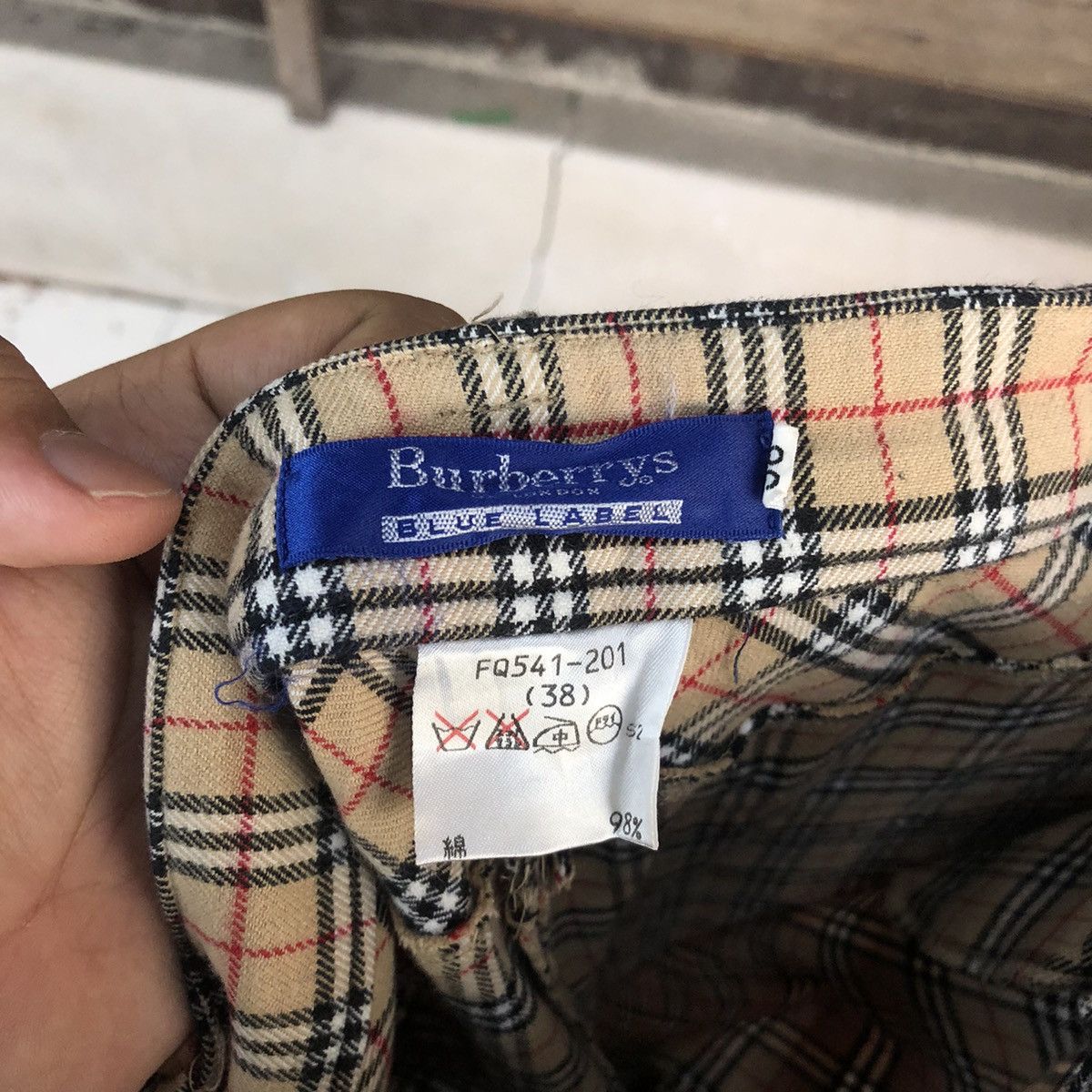 Burberry DL Burberry nova check Checkered Brown Casual Pants #5080 Size 26" / US 2 / IT 38 - 14 Thumbnail