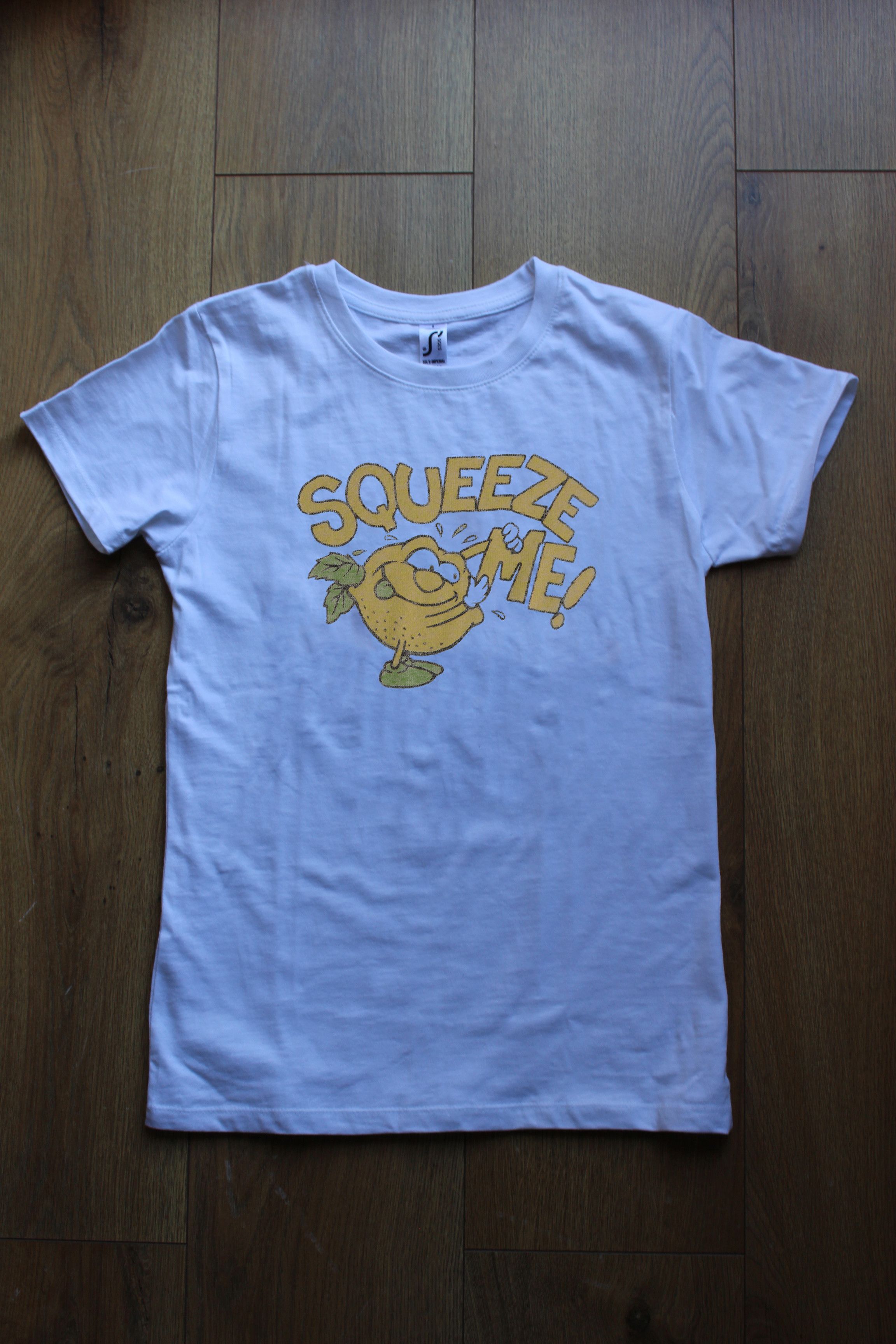 Vintage FREE SHIPPING!! - Lemon squeeze T-shirt Size S / US 4 / IT 40 - 2 Thumbnail