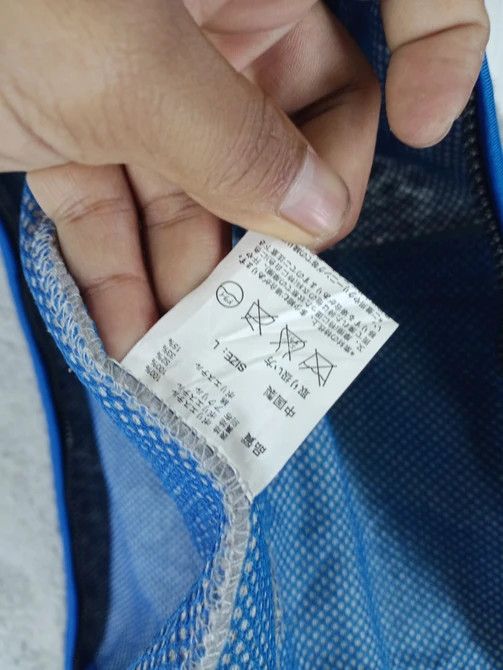 Japanese Brand Rare Vintage Titicaca Sleeveless Hoodie Zipper Fleece Vest Size US M / EU 48-50 / 2 - 5 Thumbnail