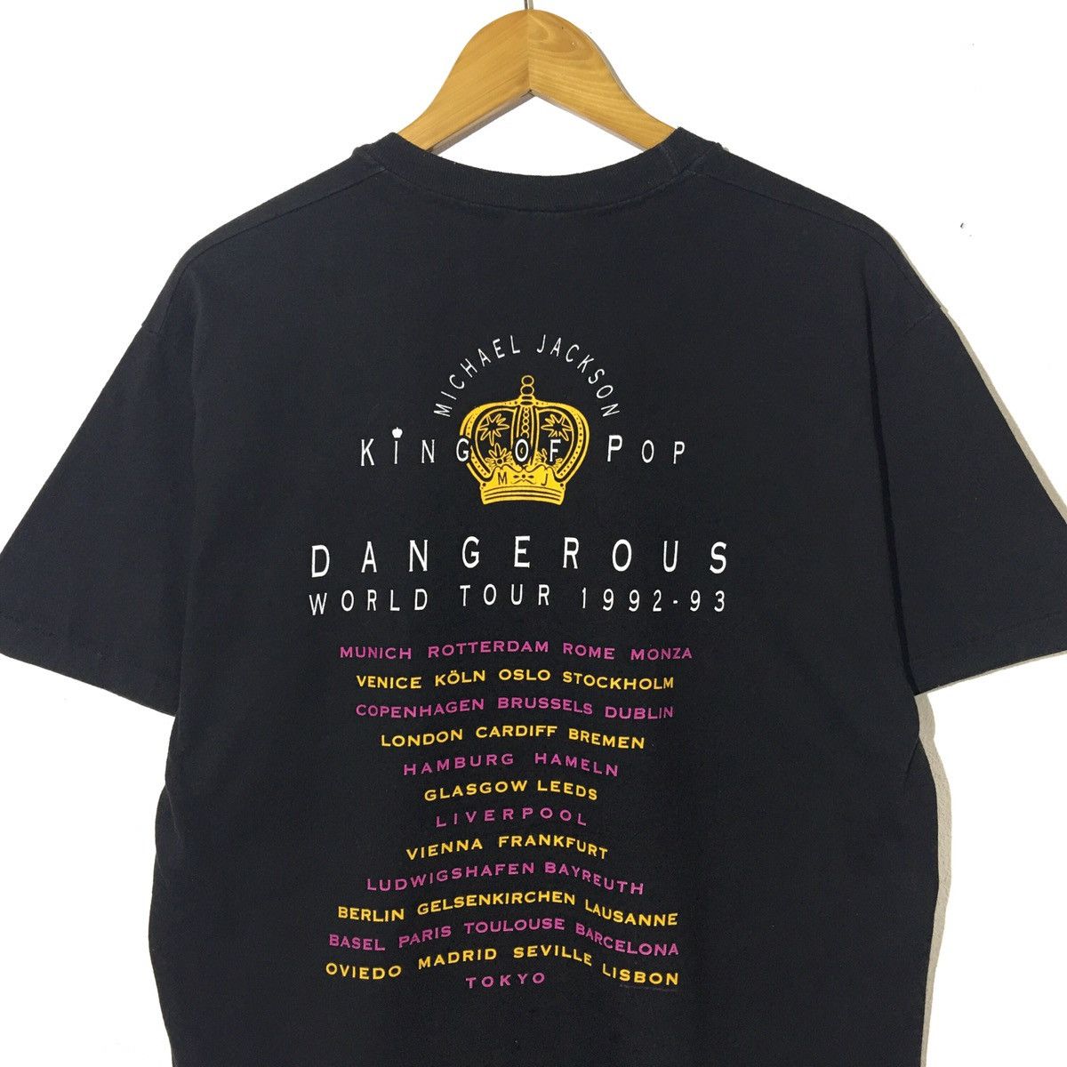 Vintage michael jackson dangerous world tour shirt