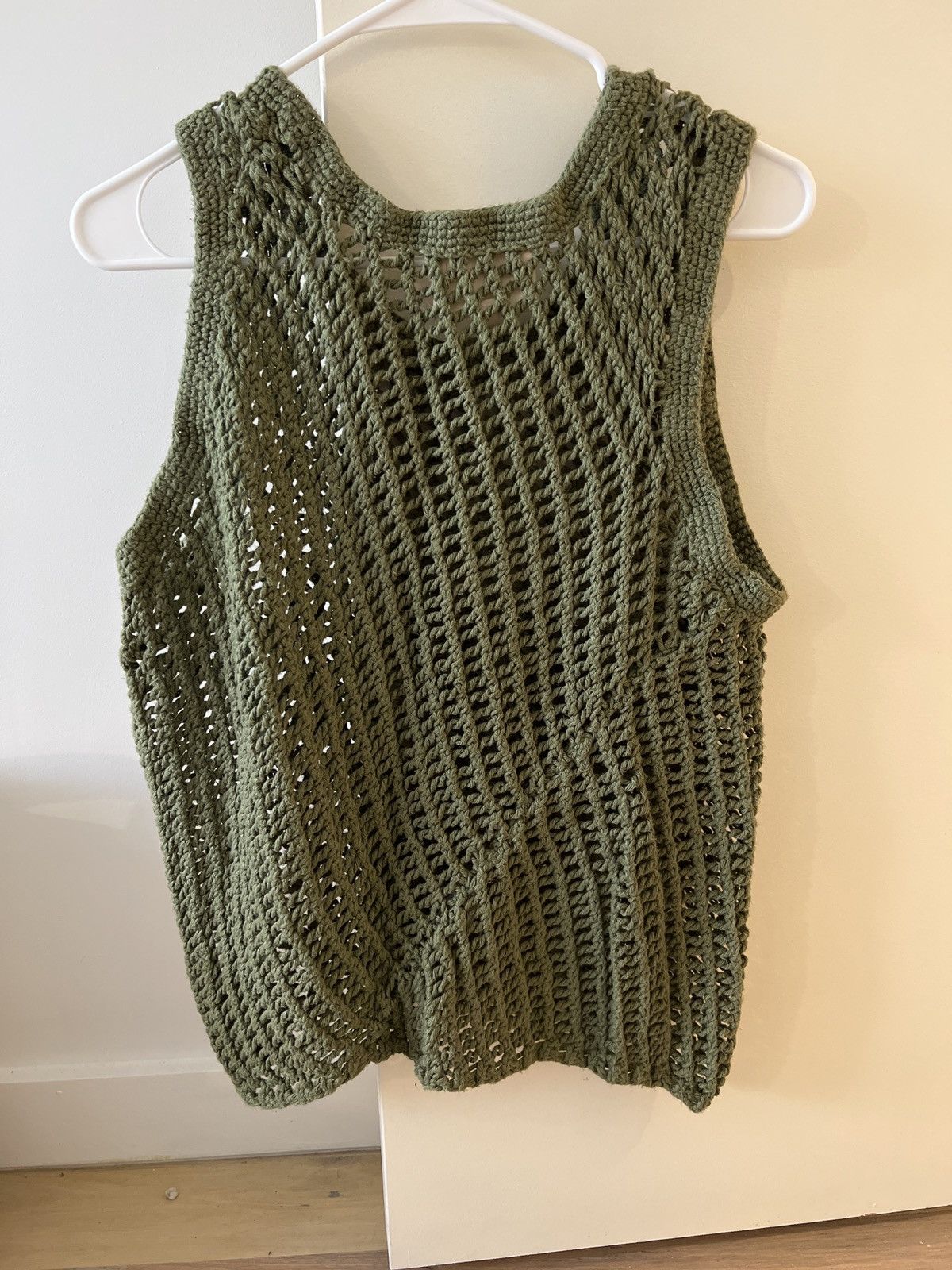 Olive green knitted tank never worn XS 100% cotton