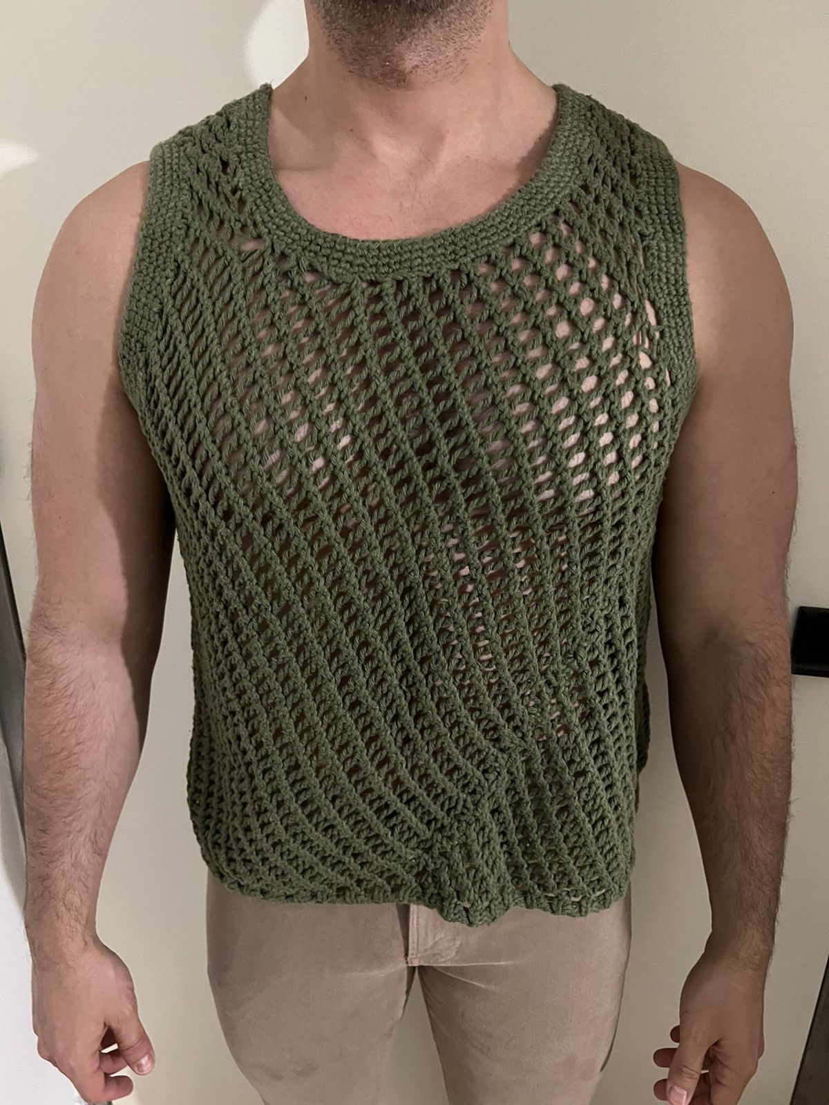 Olive green knitted tank never worn XS 100% cotton
