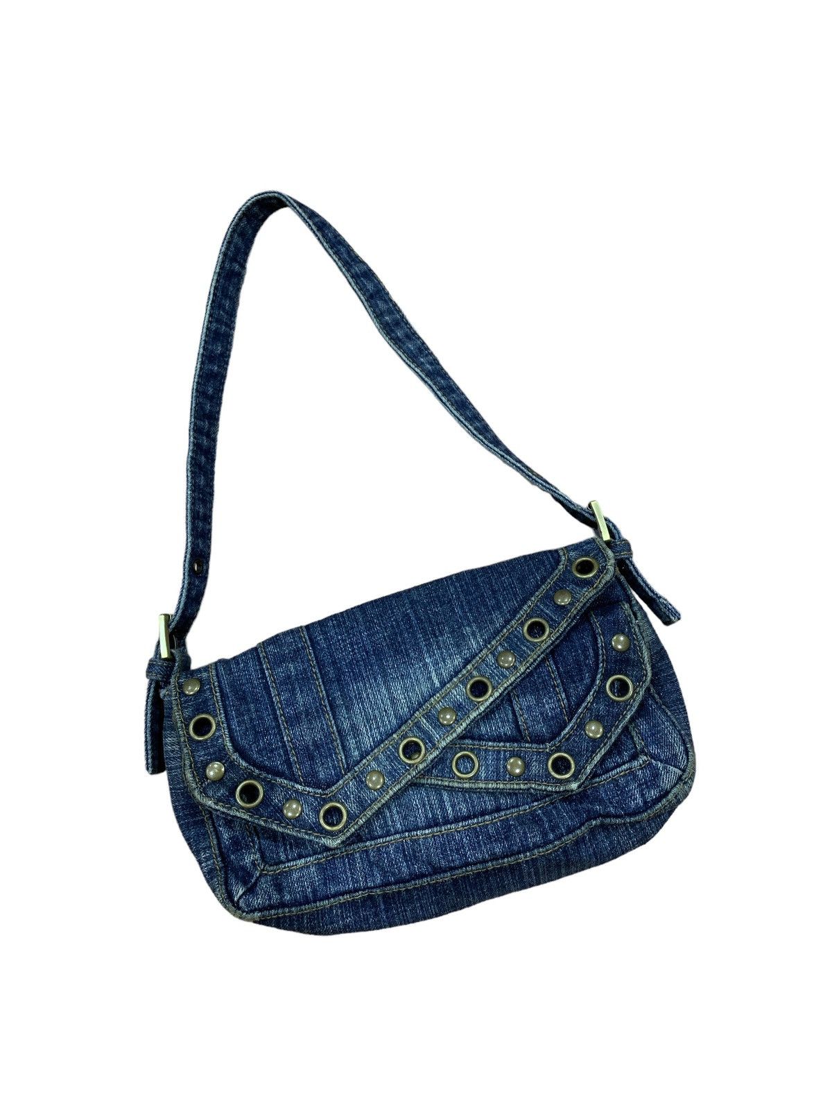 Handmade VINTAGE DENIM HANDMADE SADDLE STYLE HANDBAG Size ONE SIZE - 1 Thumbnail
