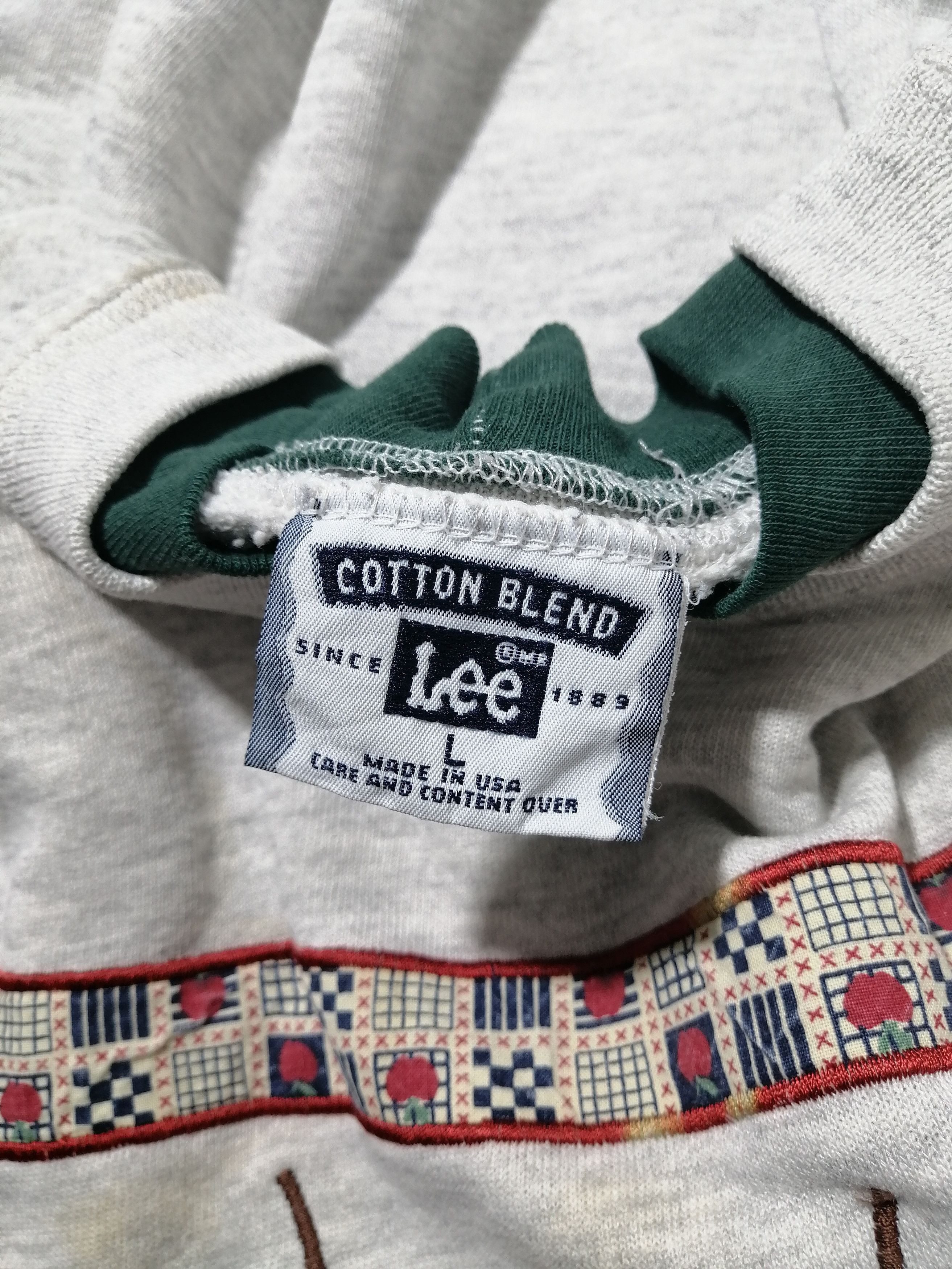 Lee × Vintage Vintage Lee Embroided Sweatshirt Size US L / EU 52-54 / 3 - 6 Thumbnail