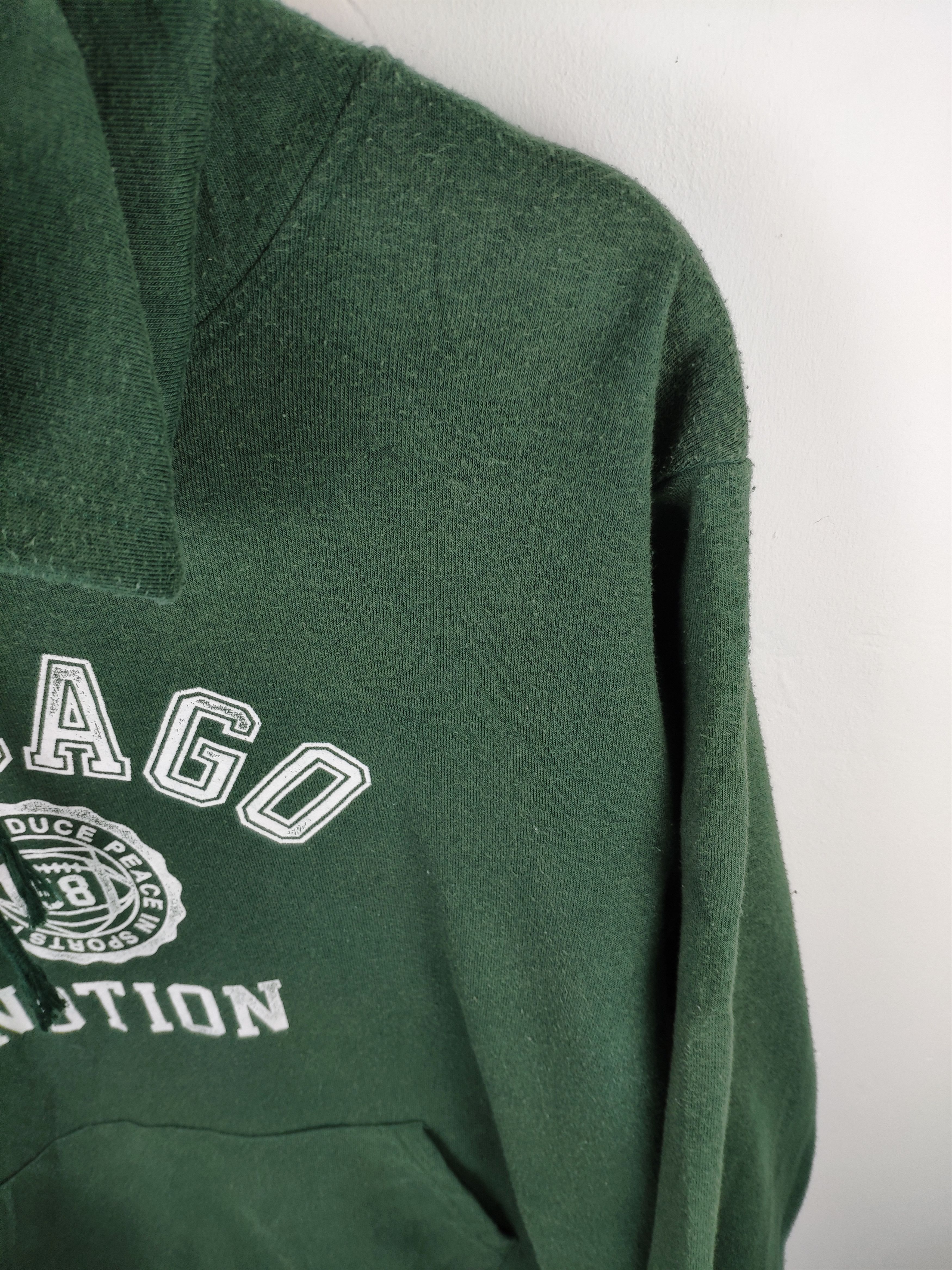 Vintage Vintage Chicago Hoodie Sweatshirt Pullover Size US M / EU 48-50 / 2 - 3 Thumbnail