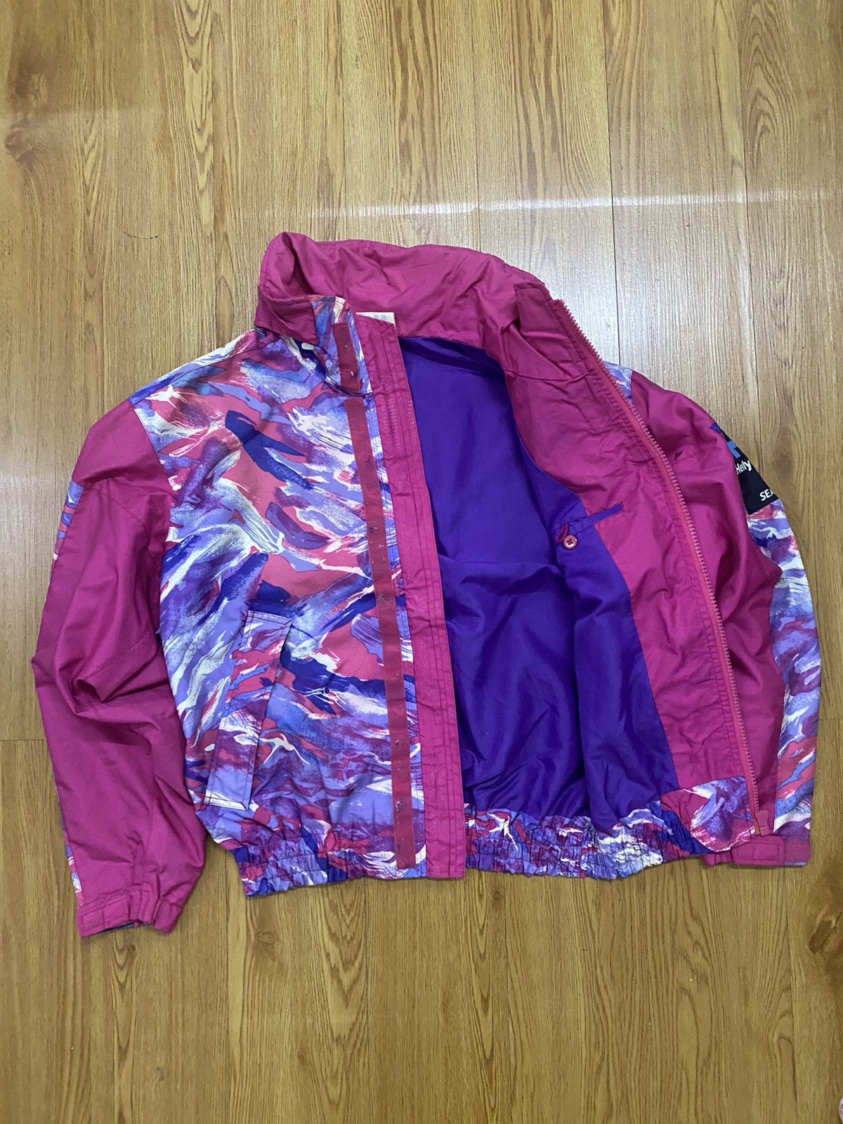 Helly Hansen × Vintage Vintage Helly hansen norway sea life camo jacket Size US L / EU 52-54 / 3 - 2 Thumbnail