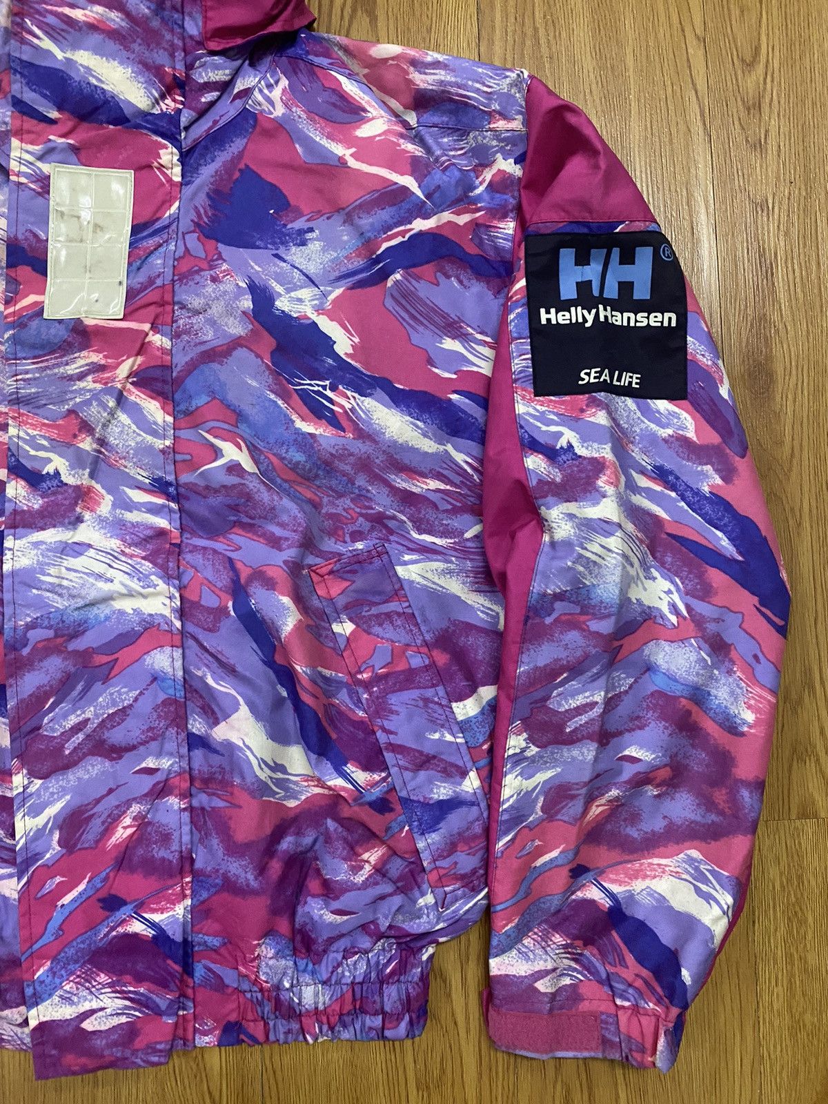 Helly Hansen × Vintage Vintage Helly hansen norway sea life camo jacket Size US L / EU 52-54 / 3 - 4 Thumbnail