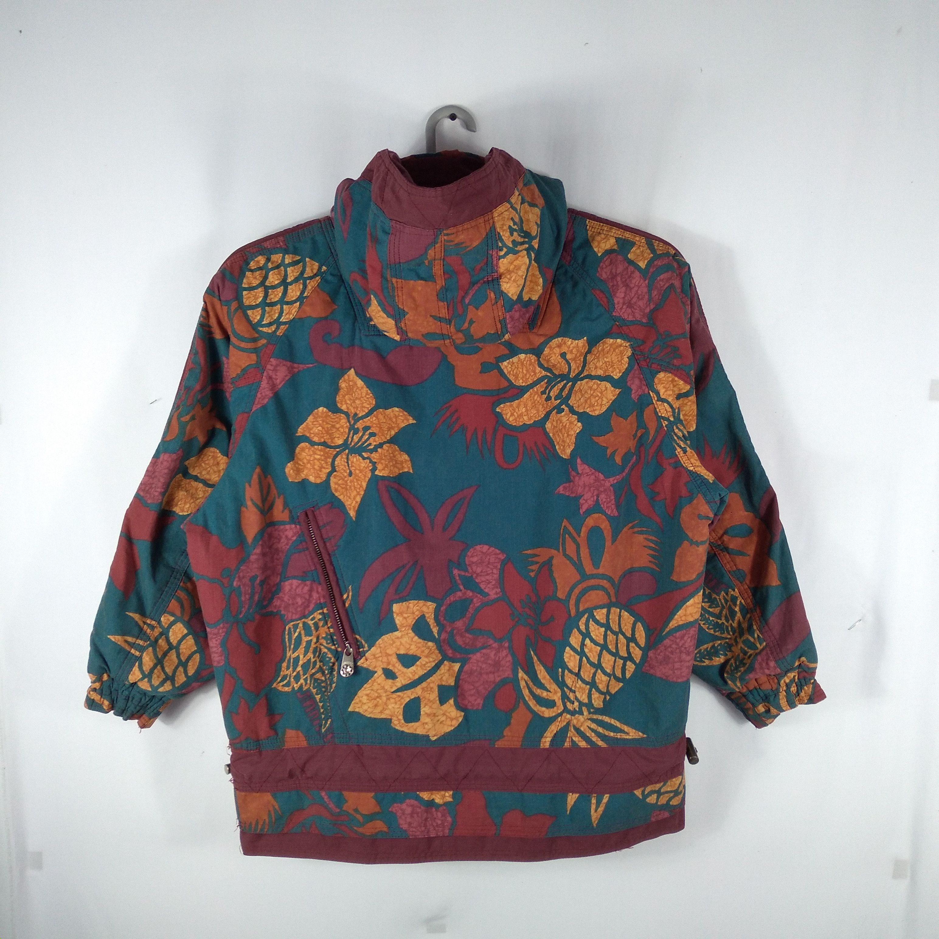 Japanese Brand Vintage Courmayeur Art Flower Hoodie Winter Ski Jacket Size US L / EU 52-54 / 3 - 8 Thumbnail