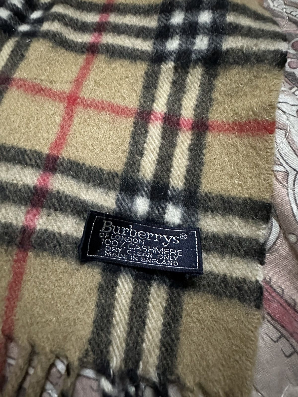 Burberry Burberry Scarf Novacheck Cashmere Made in England Size ONE SIZE - 2 Thumbnail