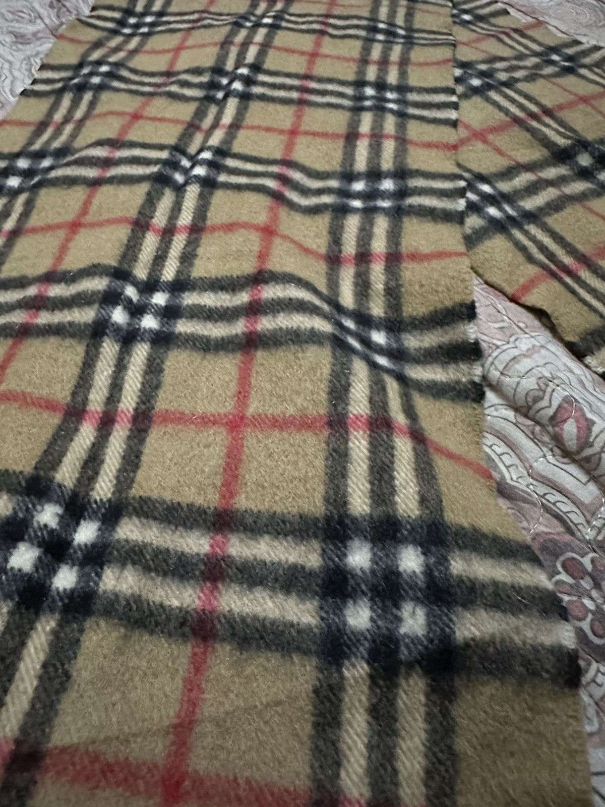 Burberry Burberry Scarf Novacheck Cashmere Made in England Size ONE SIZE - 4 Thumbnail