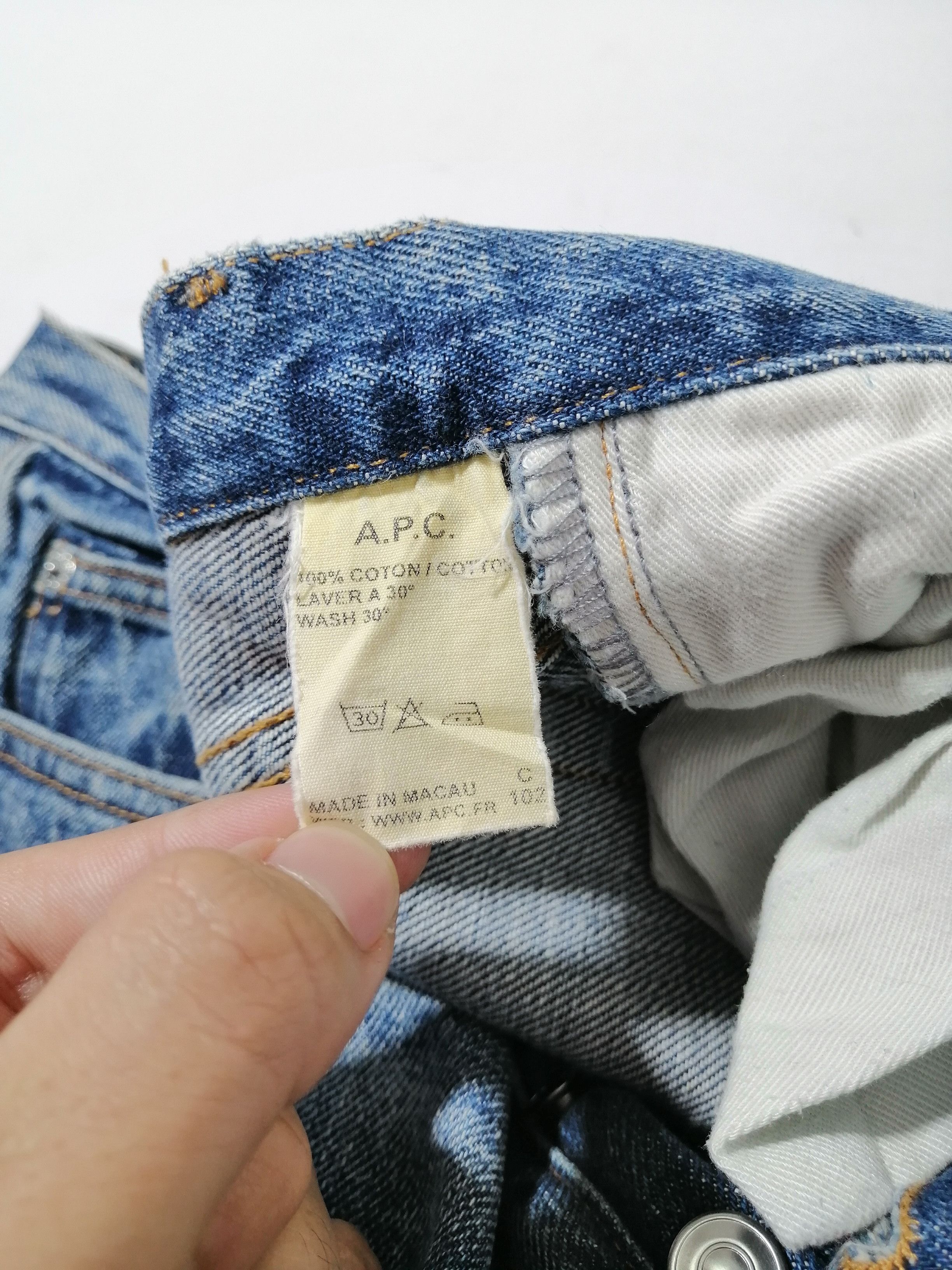 A.P.C. × Japanese Brand × Vintage Vintage 90s A.P.C Selvedge Fly Button Denim Jeans Size US 26 / EU 42 - 7 Thumbnail
