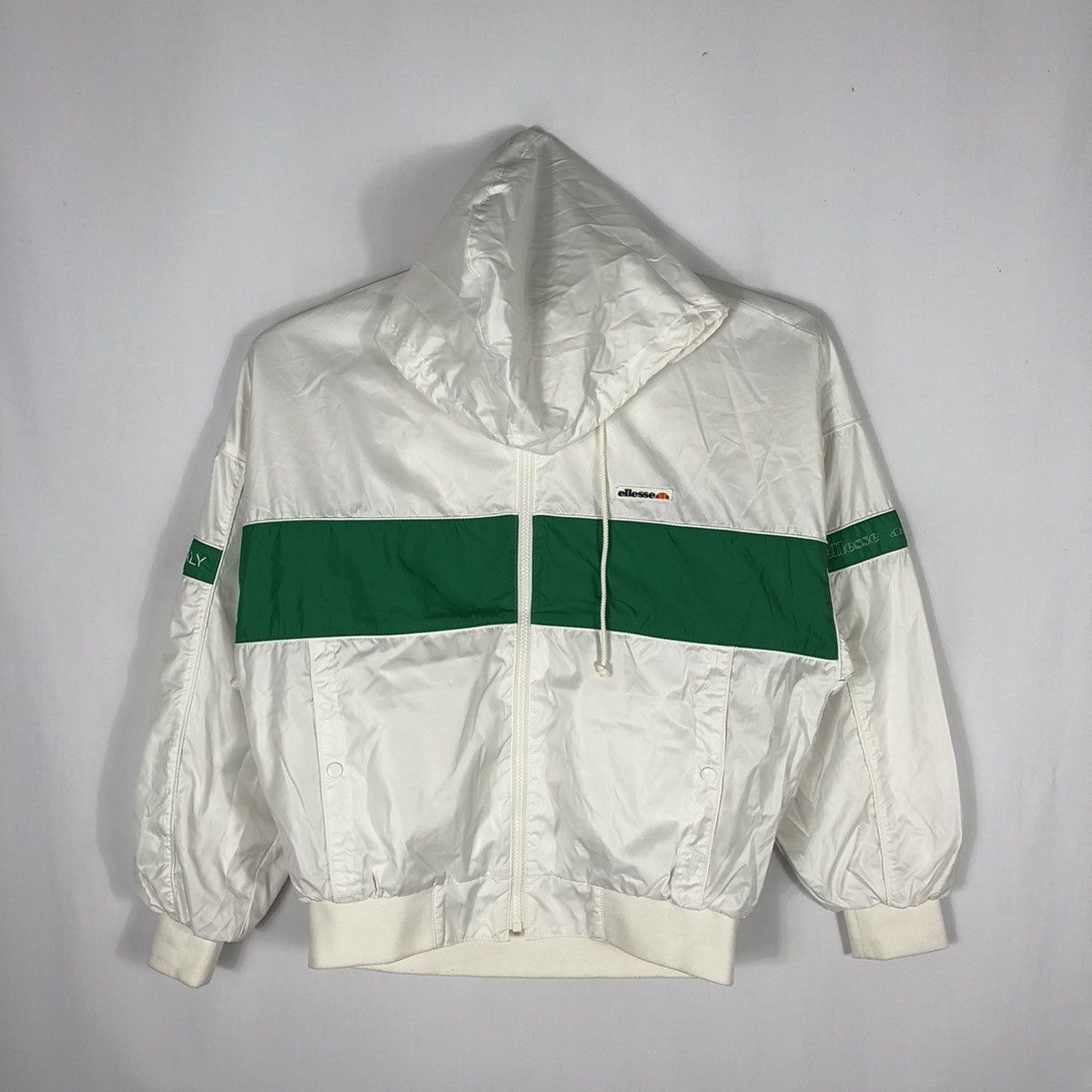 Vintage store 90s Ellesse Japan White Windbreaker Hoodies Jacket