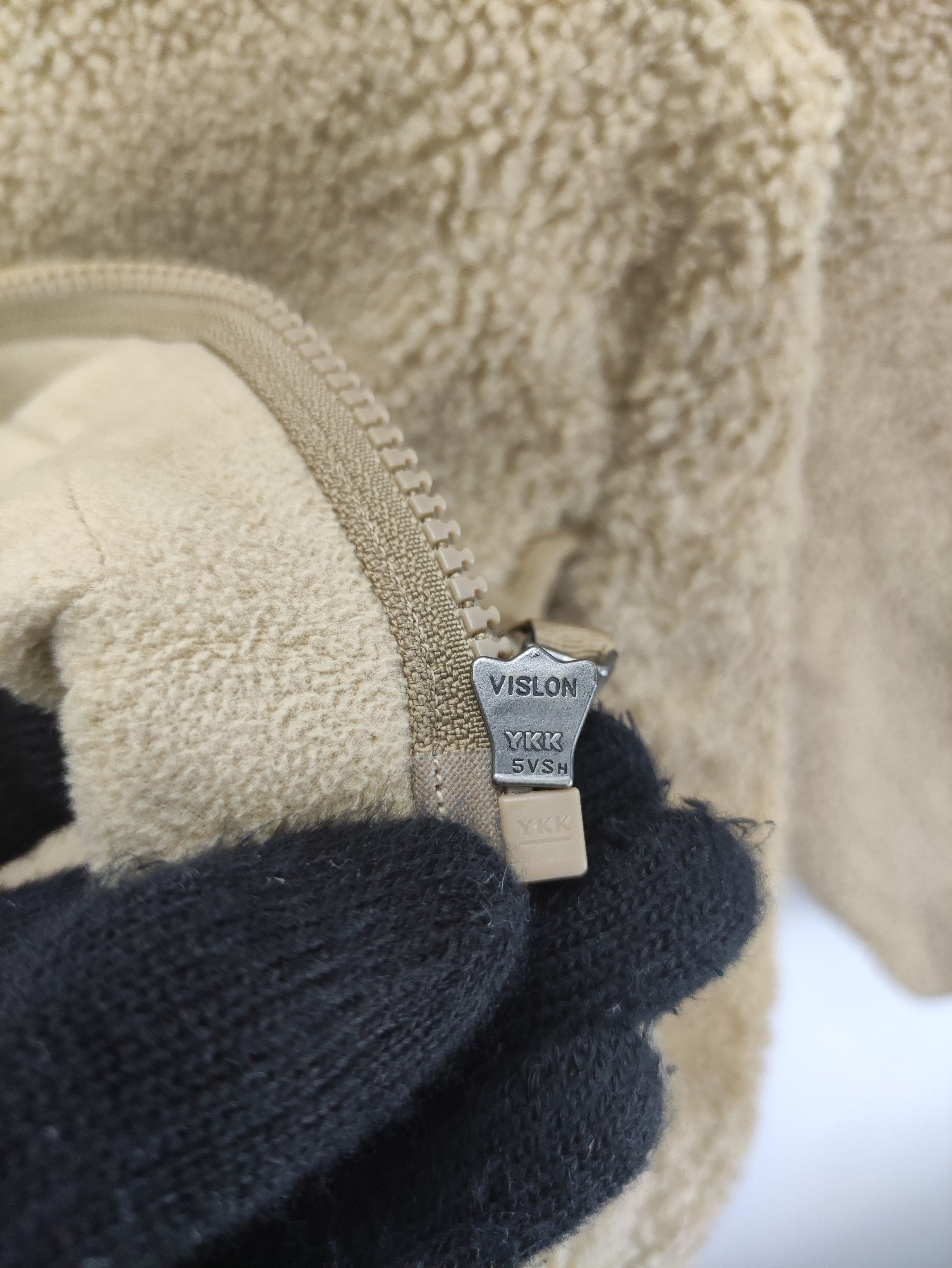 Uniqlo Vintage Uniqlo Sherpa Cardigan Jacket Zipper Size M / US 6-8 / IT 42-44 - 3 Thumbnail