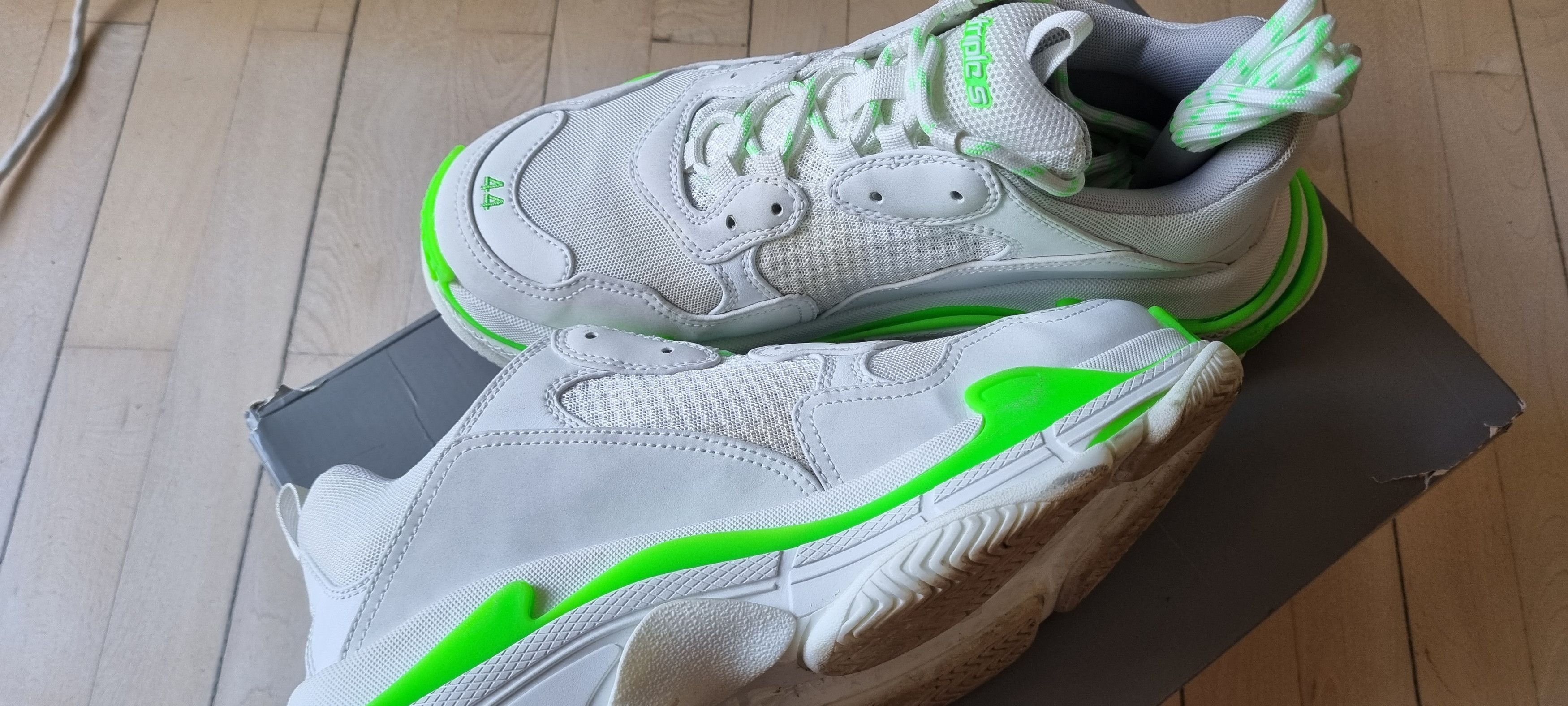 Balenciaga Triple S Neon Green Size US 11 / EU 44 - 6 Thumbnail