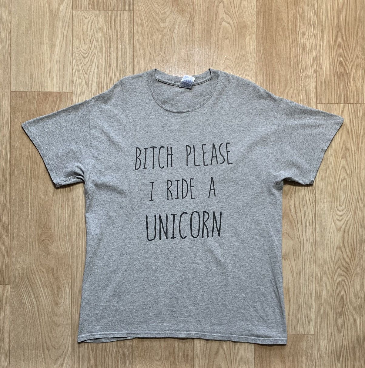 Vintage Humor T-Shirt Bitch Please I Ride A Unicorn Size US L / EU 52-54 / 3 - 1 Thumbnail