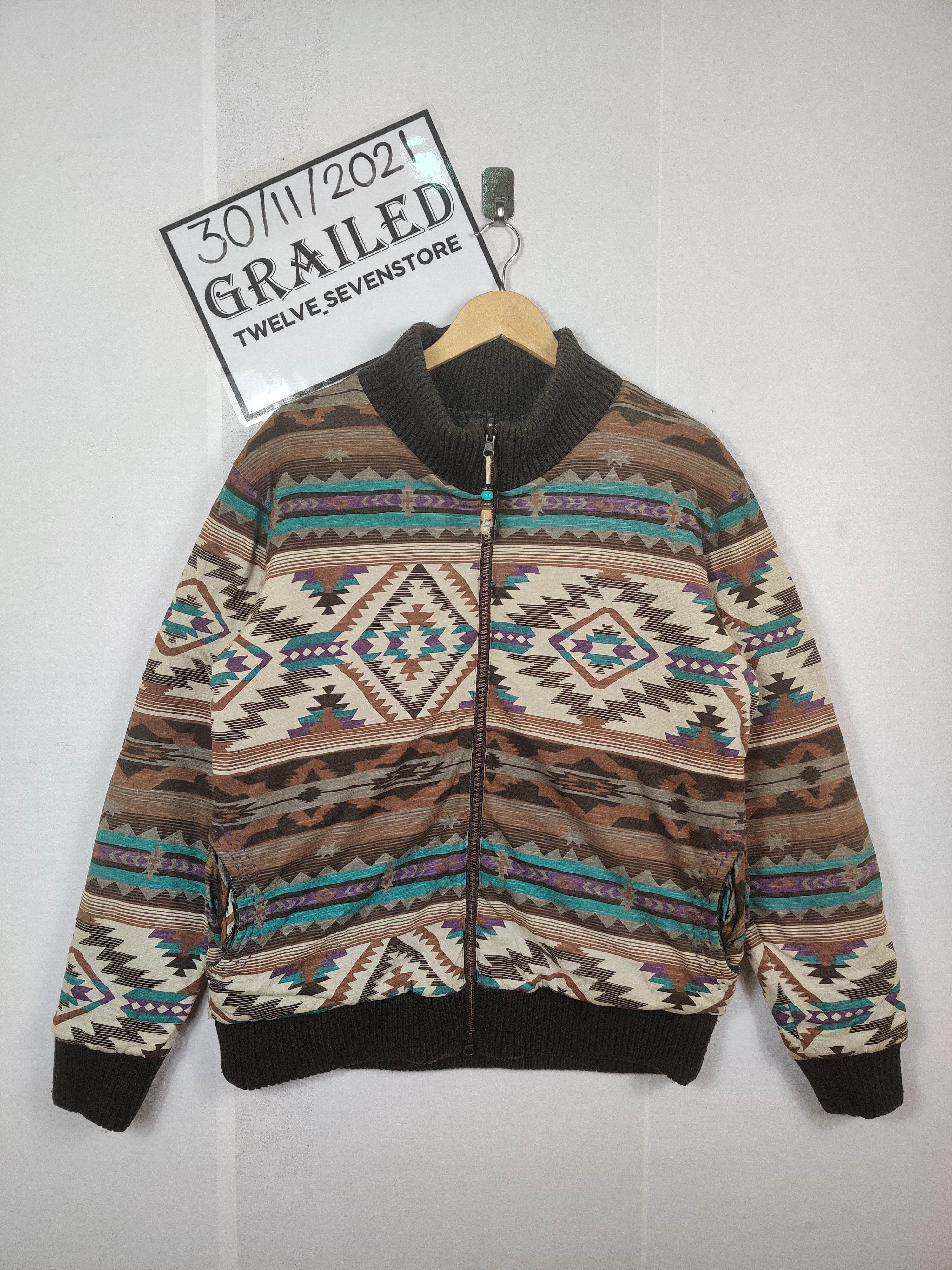 Japanese Brand Vintage KU USA Aztech Reversible Sherpa Navajo Jacket Size US L / EU 52-54 / 3 - 1 Thumbnail
